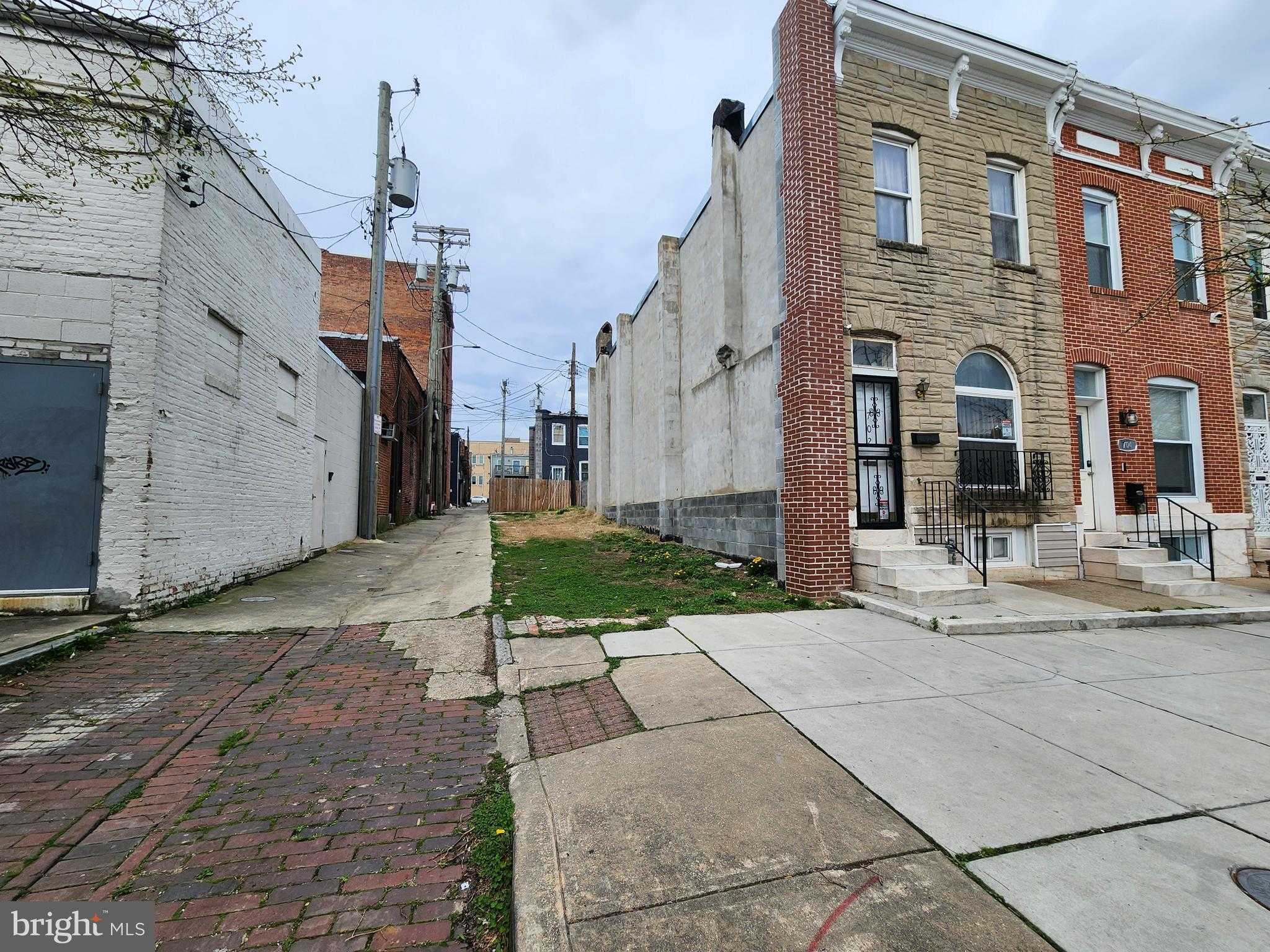 700 N Collington Ave photo 4