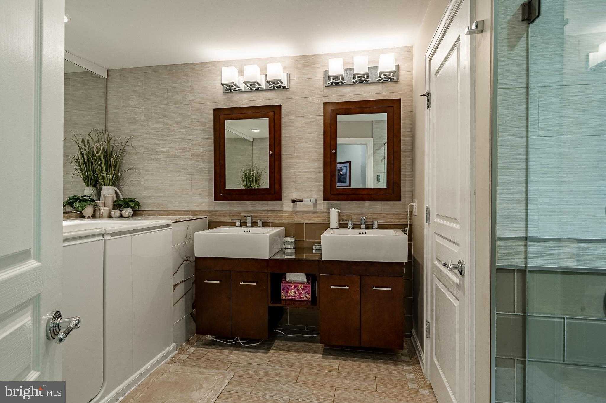 313 S Caldwell Cir photo 32