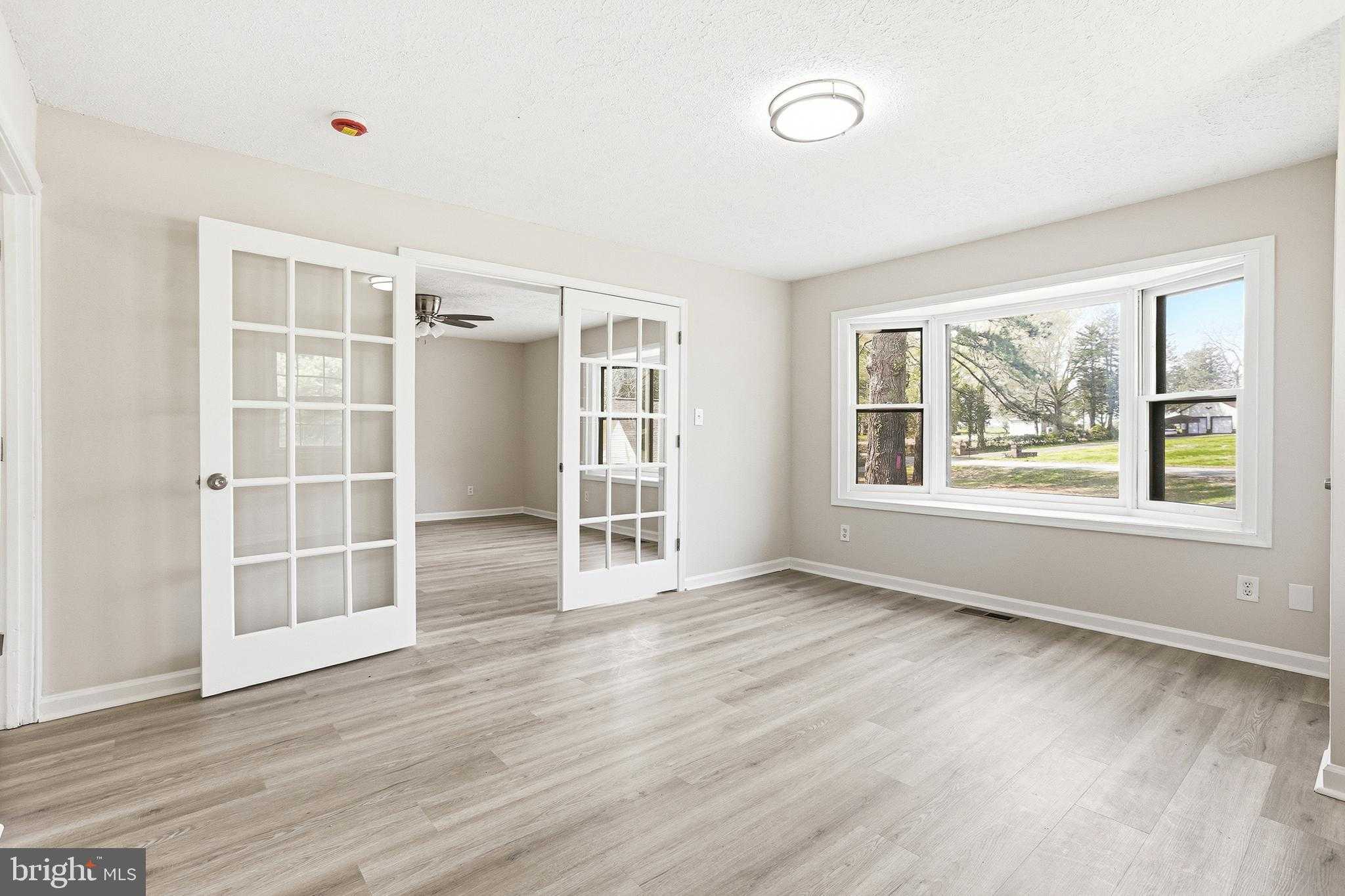 18246 White Pine Dr photo 15