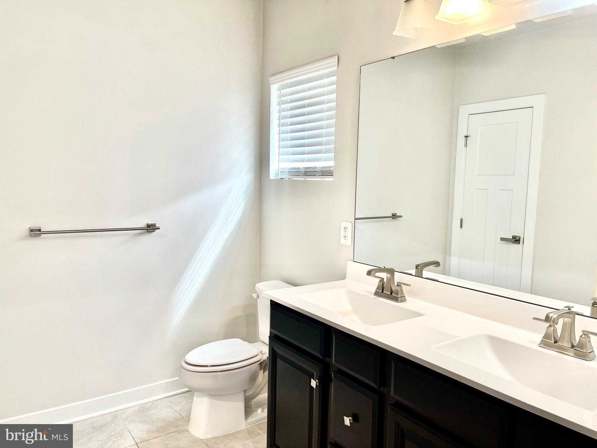 5742 Meadowood St Apt 202 photo 19