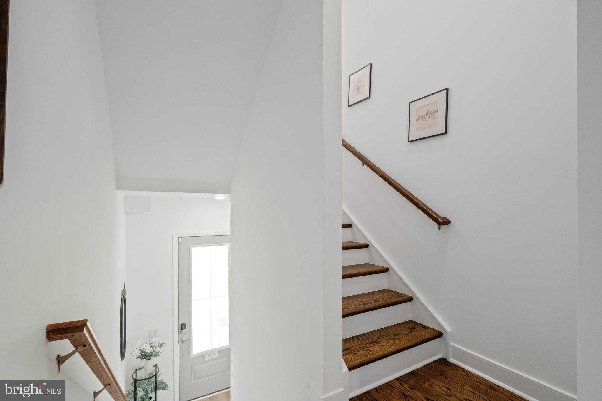 14943 Deco Cir photo 33