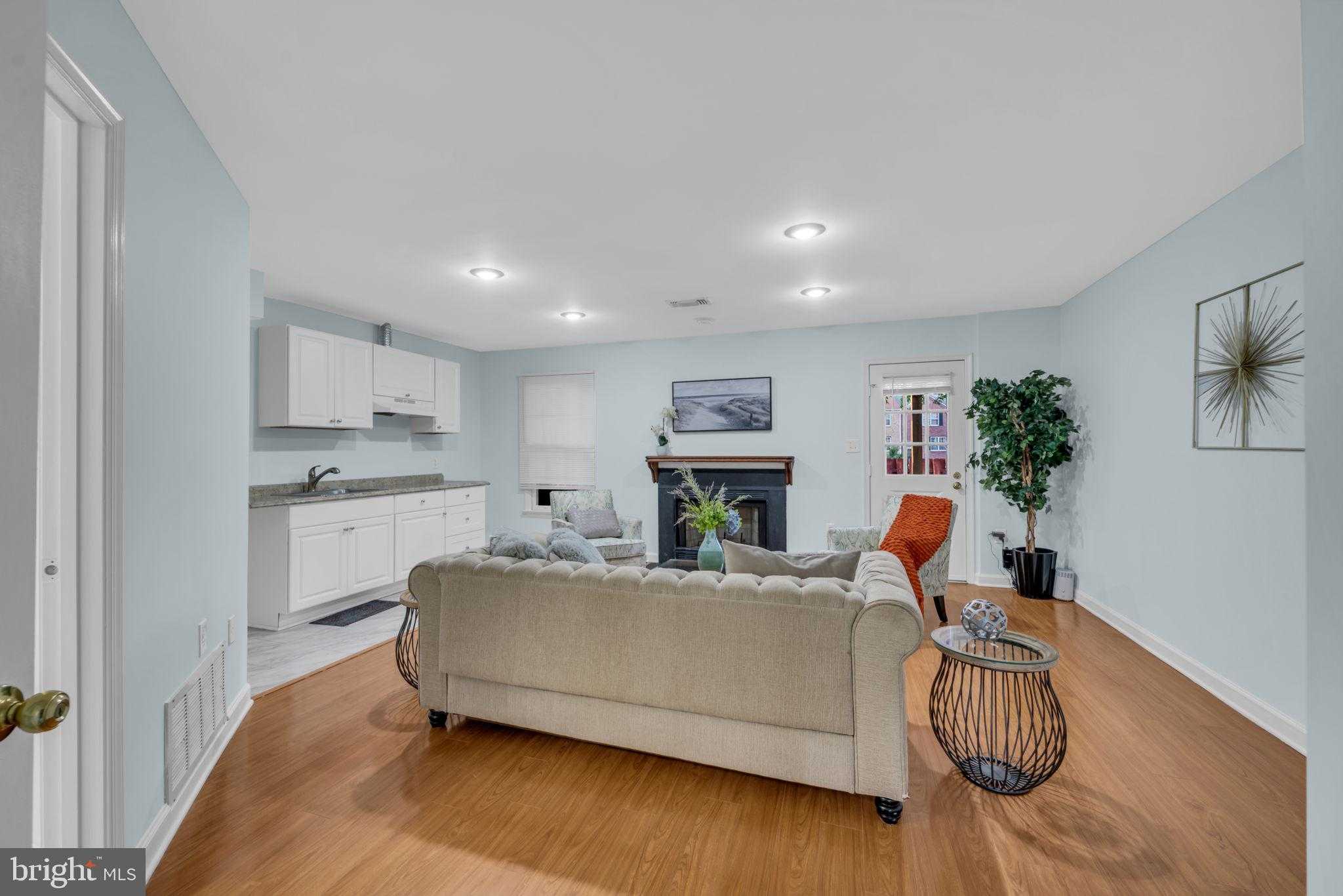 13828 Coleman CT photo 45