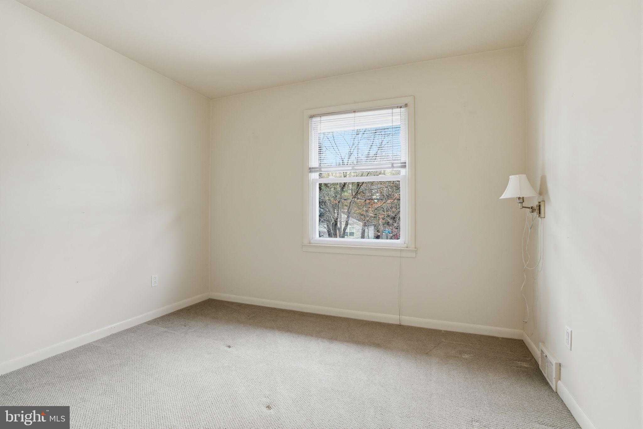 143 Pinehill Rd photo 15