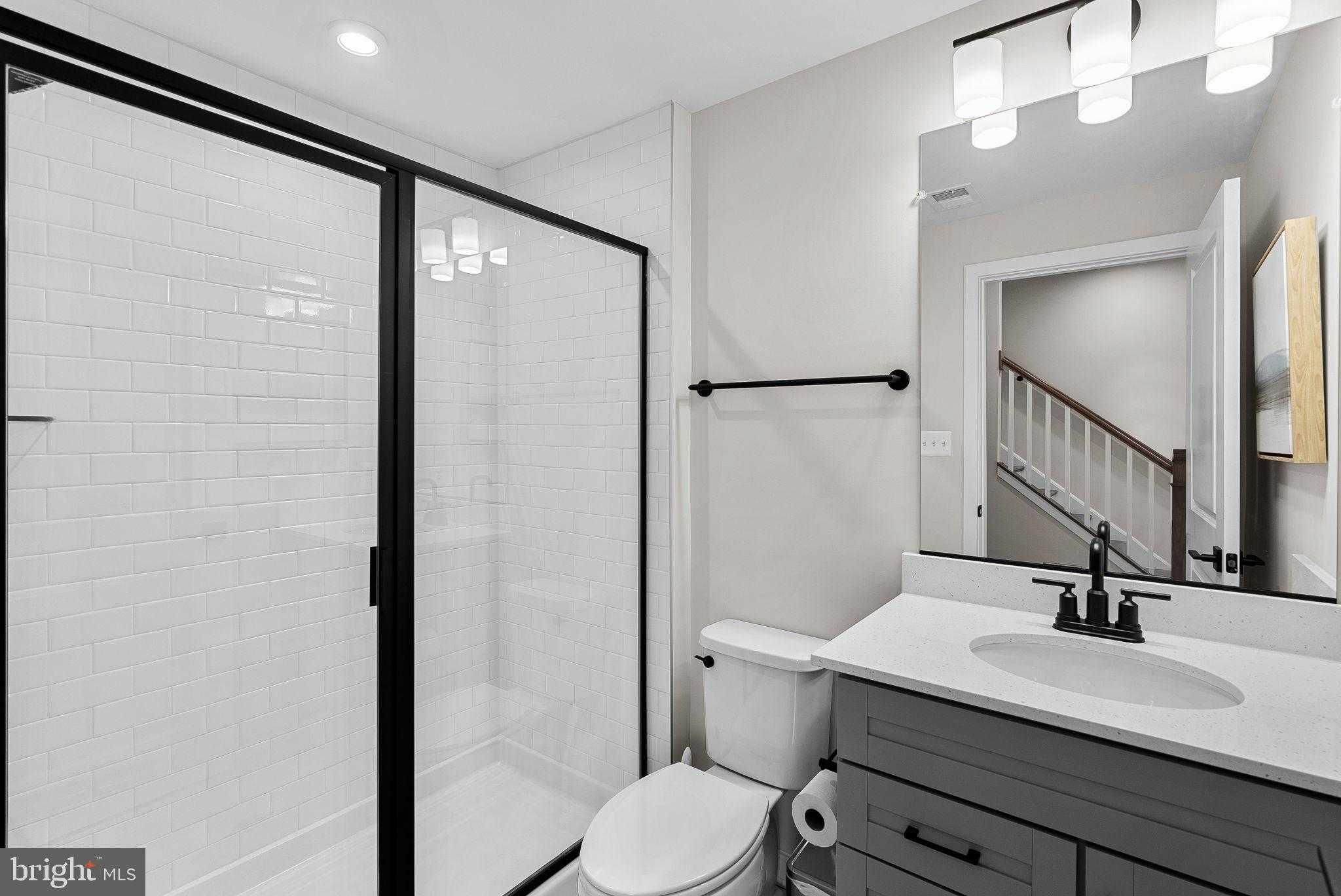 19710 Sepia Sq photo 50