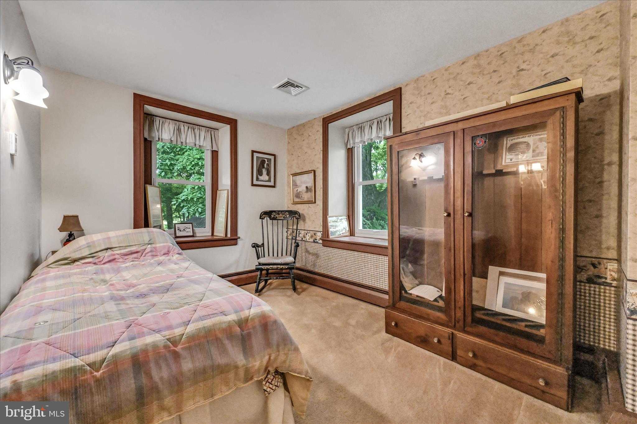 177 Valley Ln photo 90