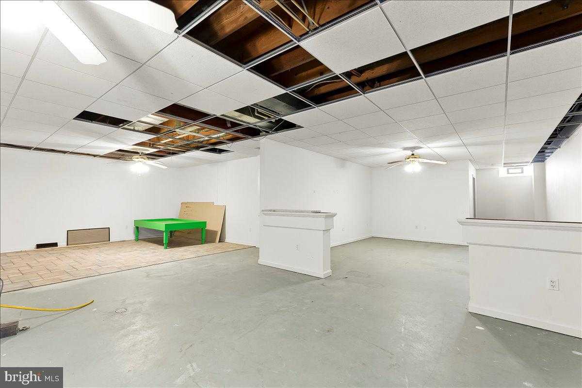 911 Thunder Hill Rd photo 33