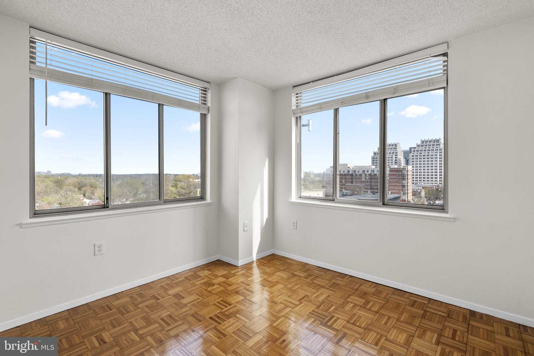 4801 Fairmont Ave Apt 904 photo 25