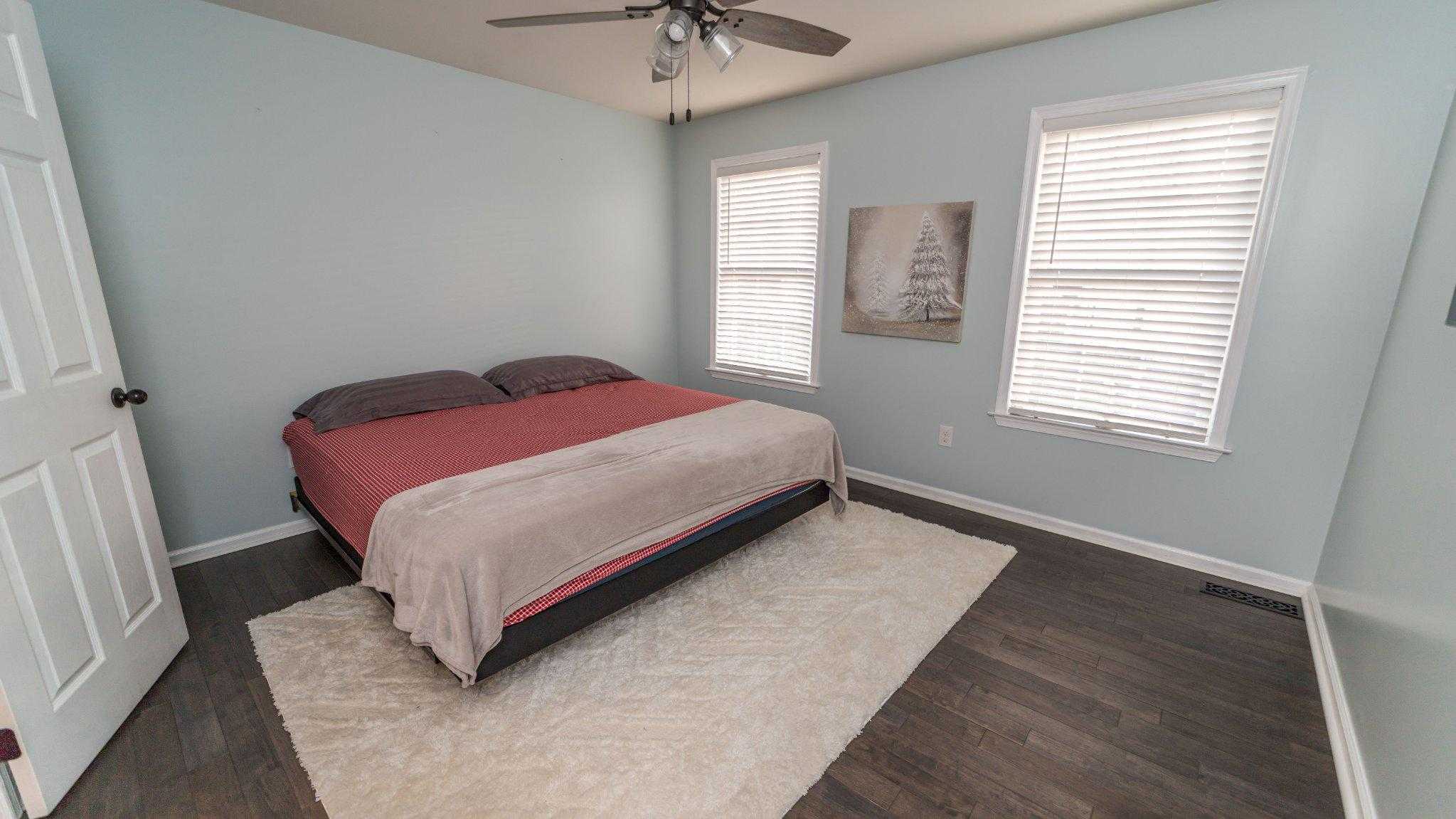 2305 Sheffield Dr photo 33