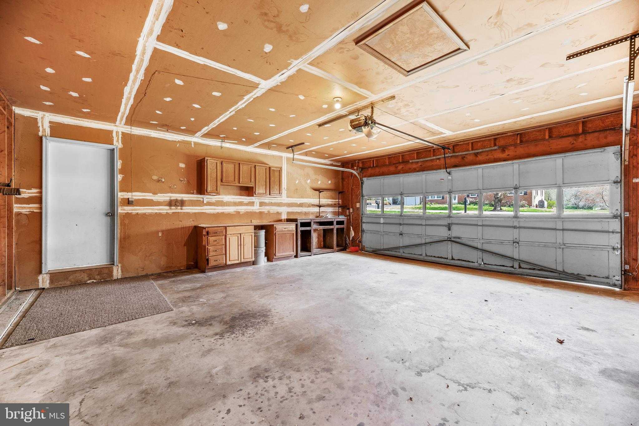 3604 Cox CT photo 43