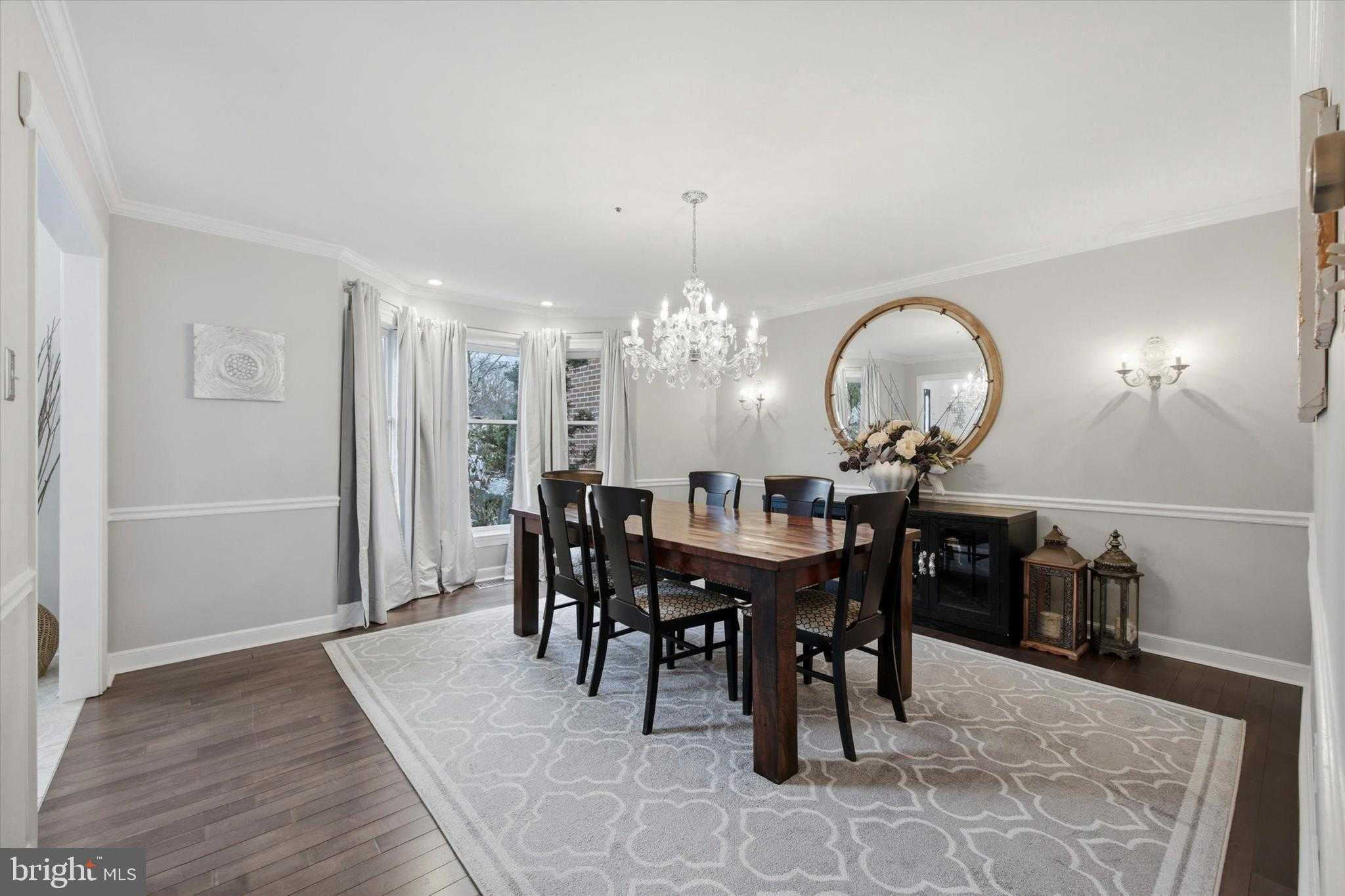 352 Sentry Ln photo 7