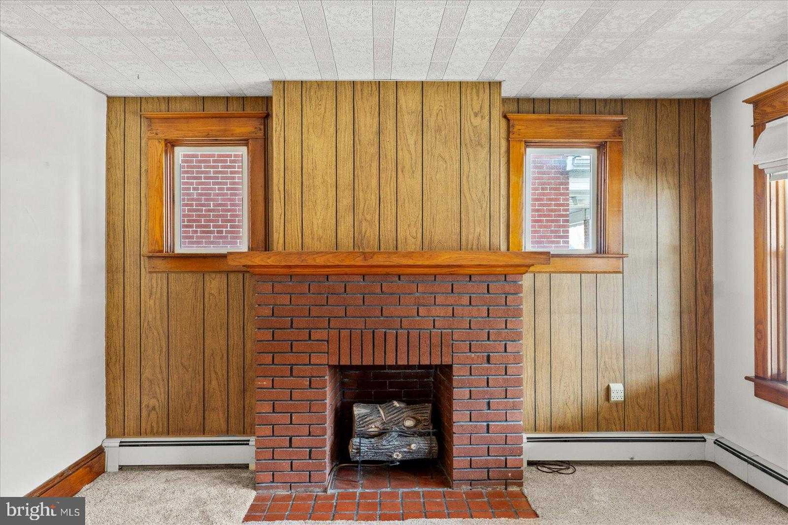 1628 W Philadelphia St photo 7