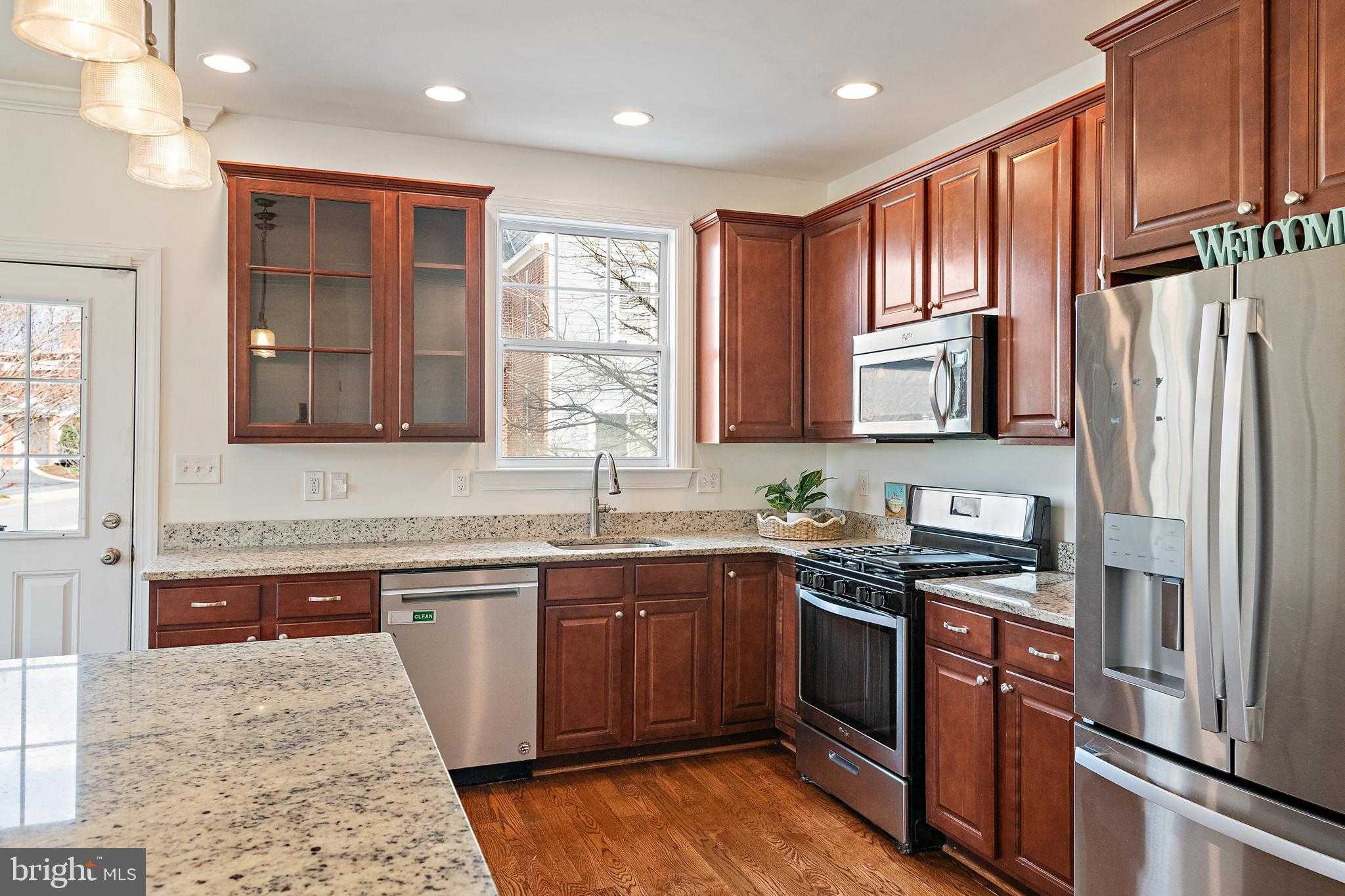 701 Shelton Ave photo 14