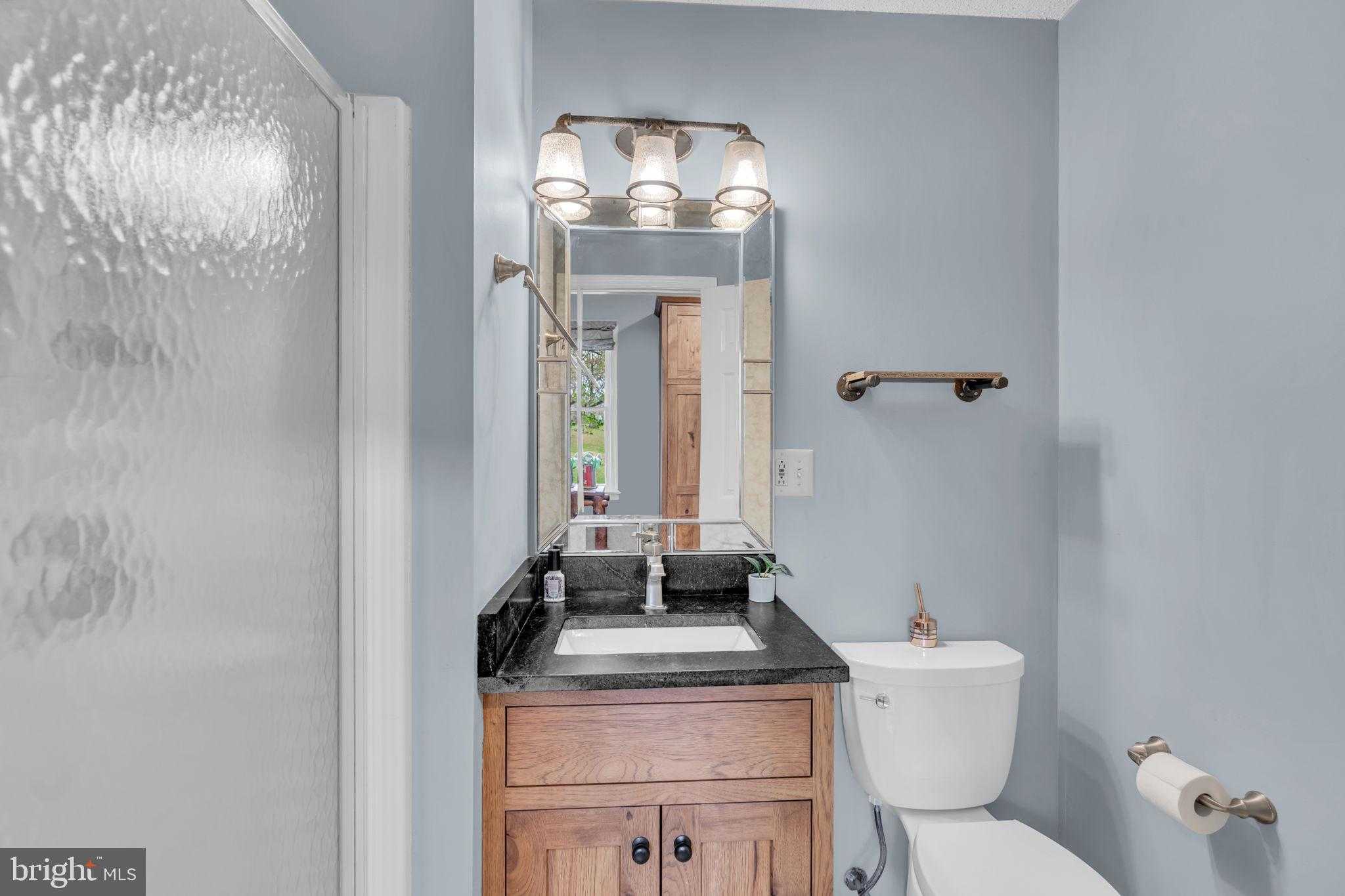 544 Annfield Rd photo 22