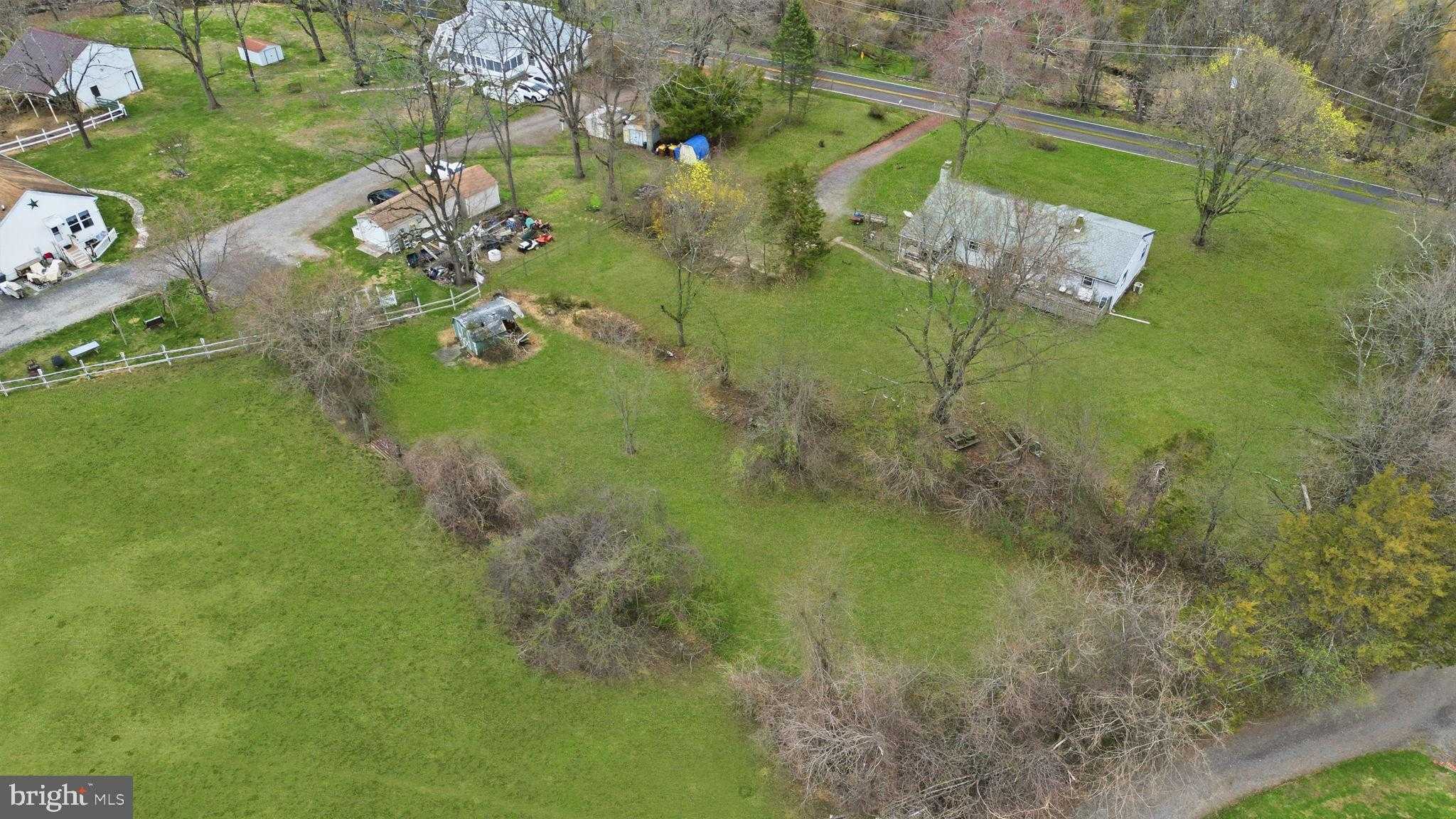 34 Aqueduct Rd photo 8