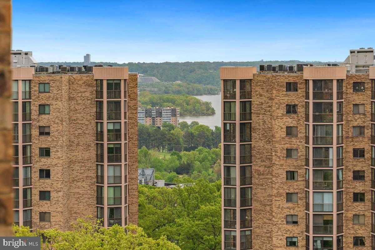 5902 Mount Eagle Dr Apt 1402 photo 11