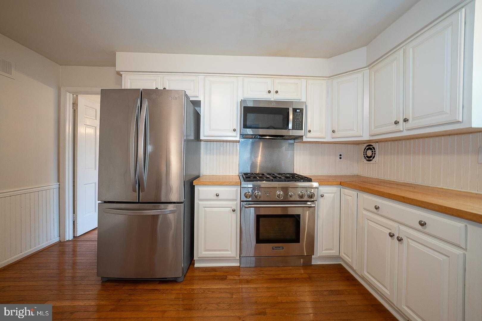 256 Hathaway Ln photo 16