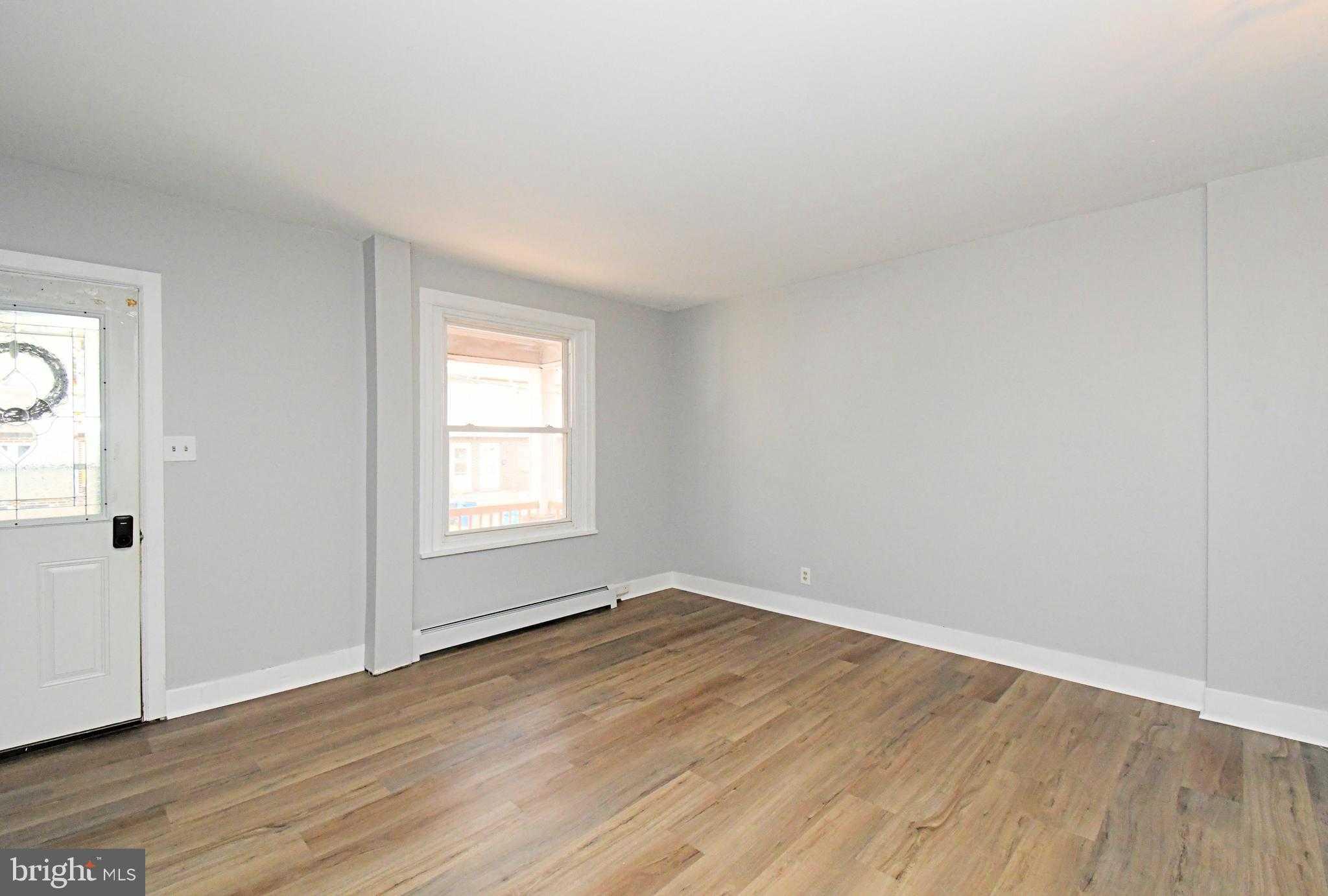 13 W 2nd St photo 16