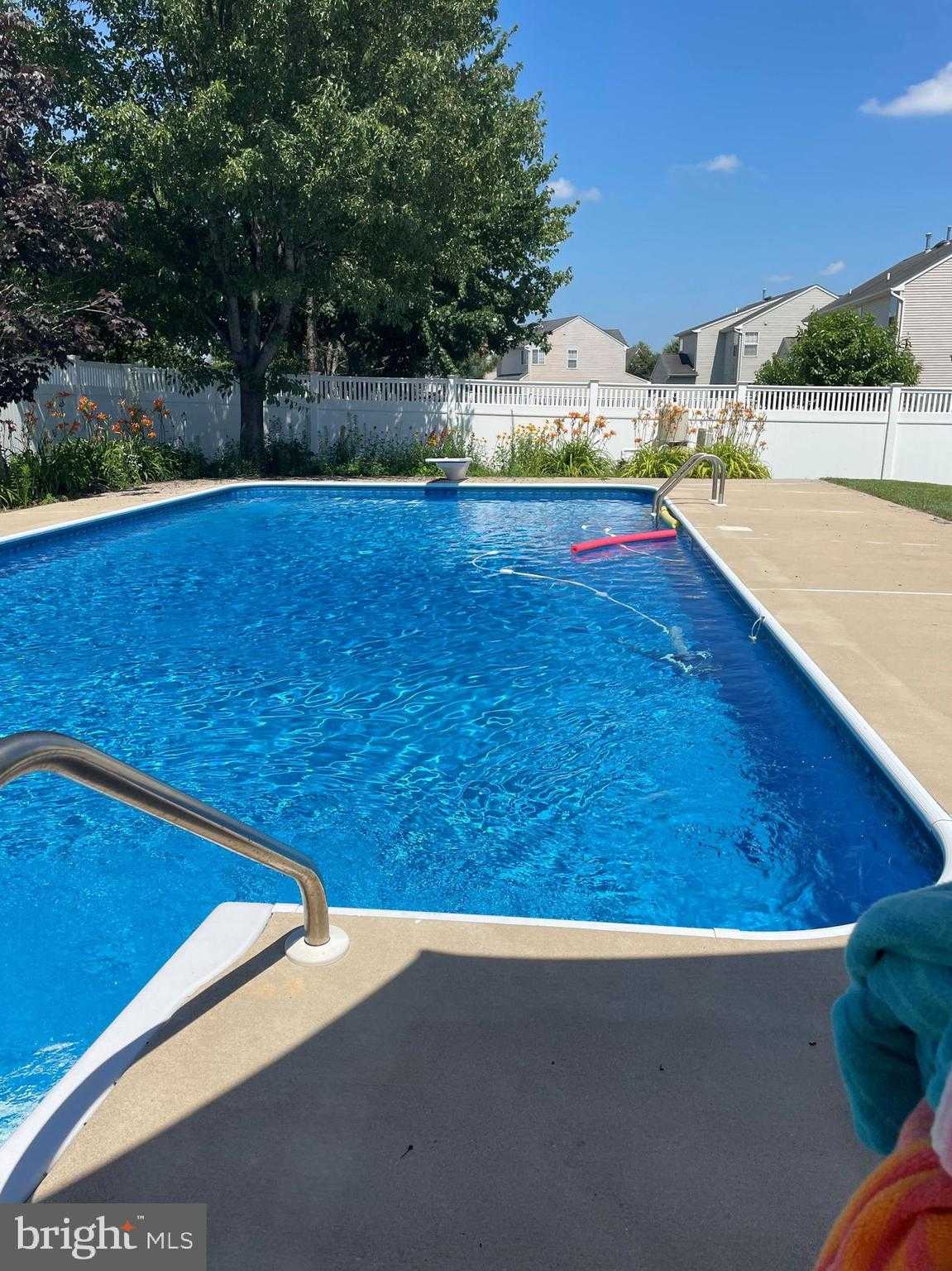 29670 Old Creek Ln photo 3