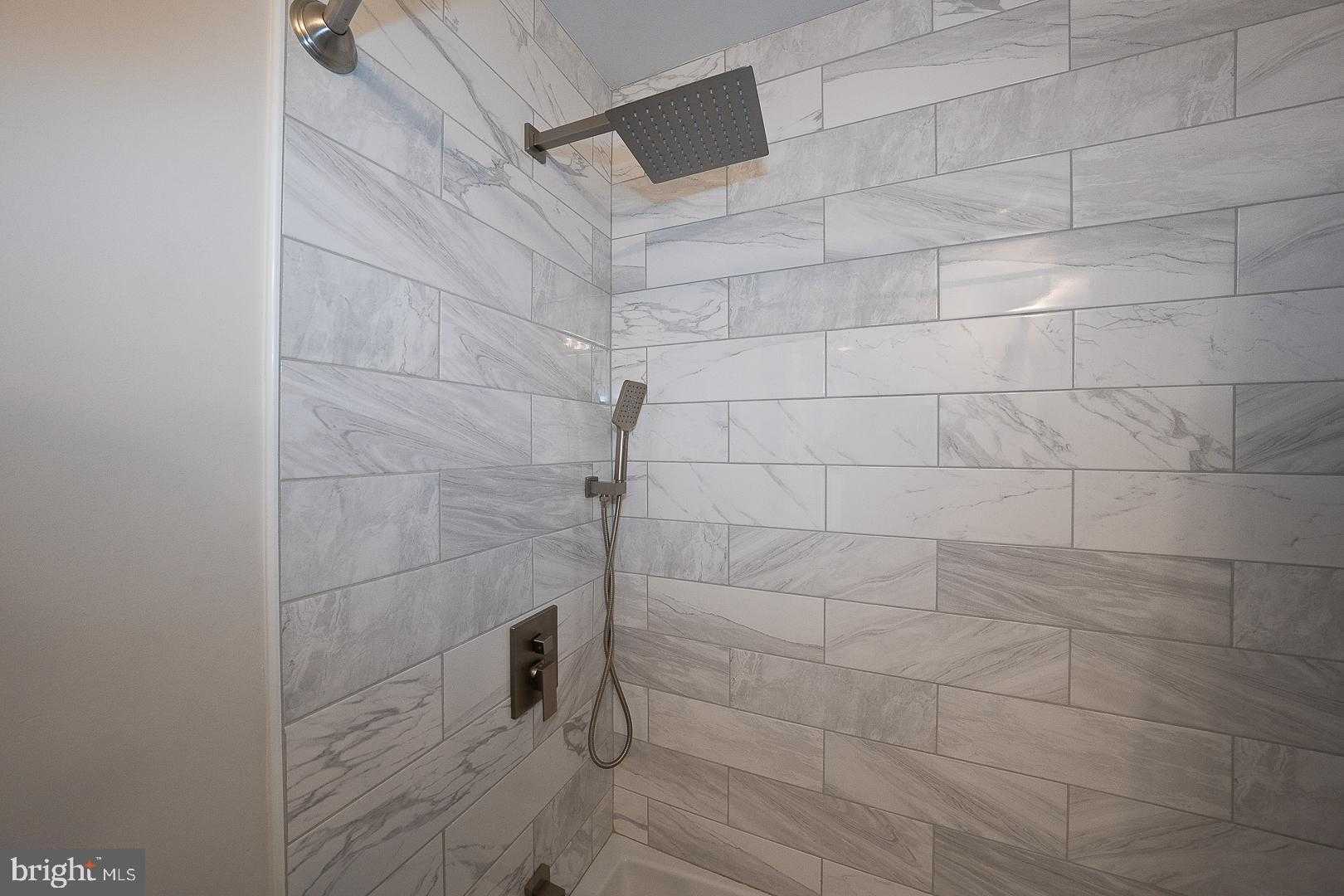 4 Rittenhouse CT photo 28