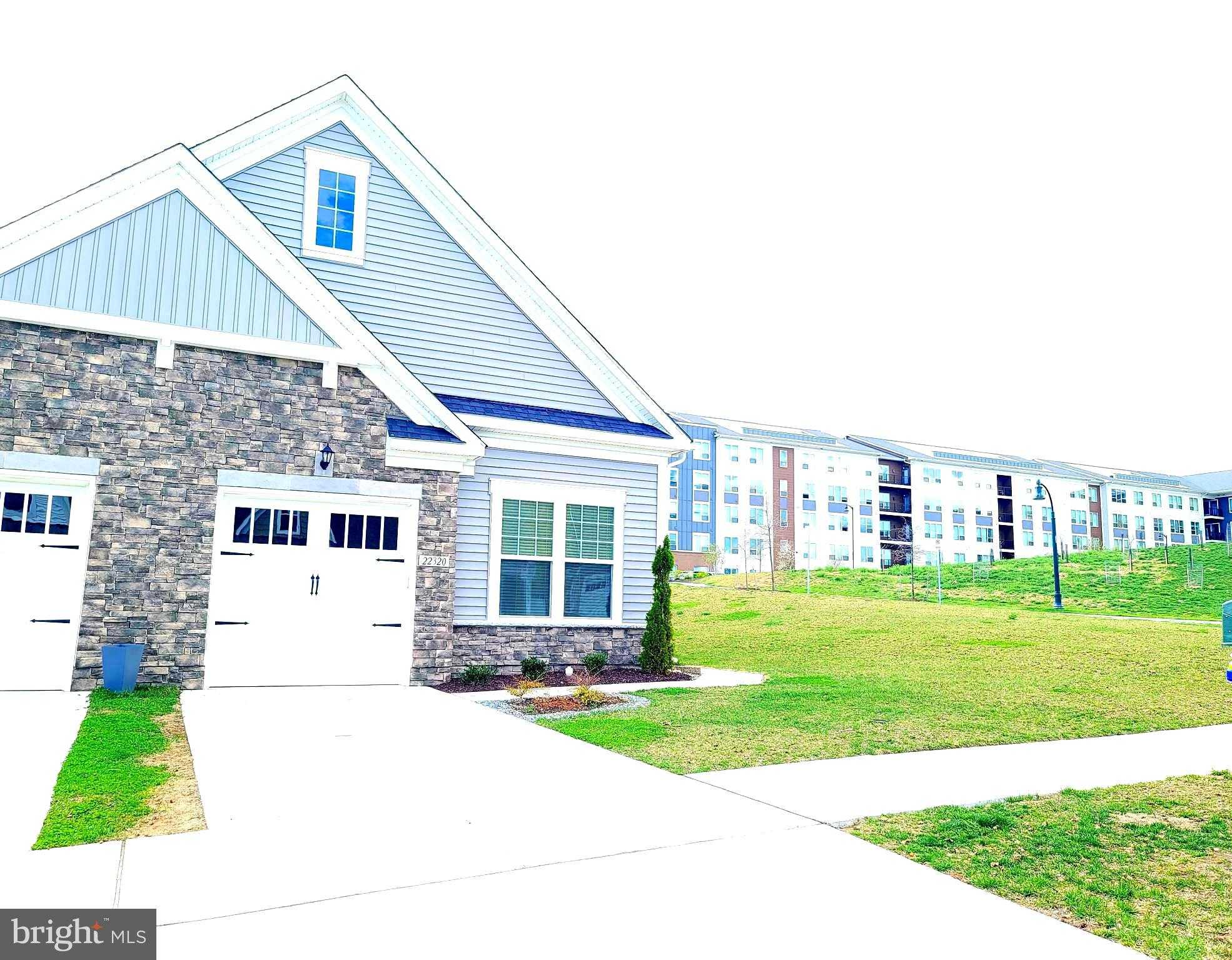 22320 Plover St photo 3