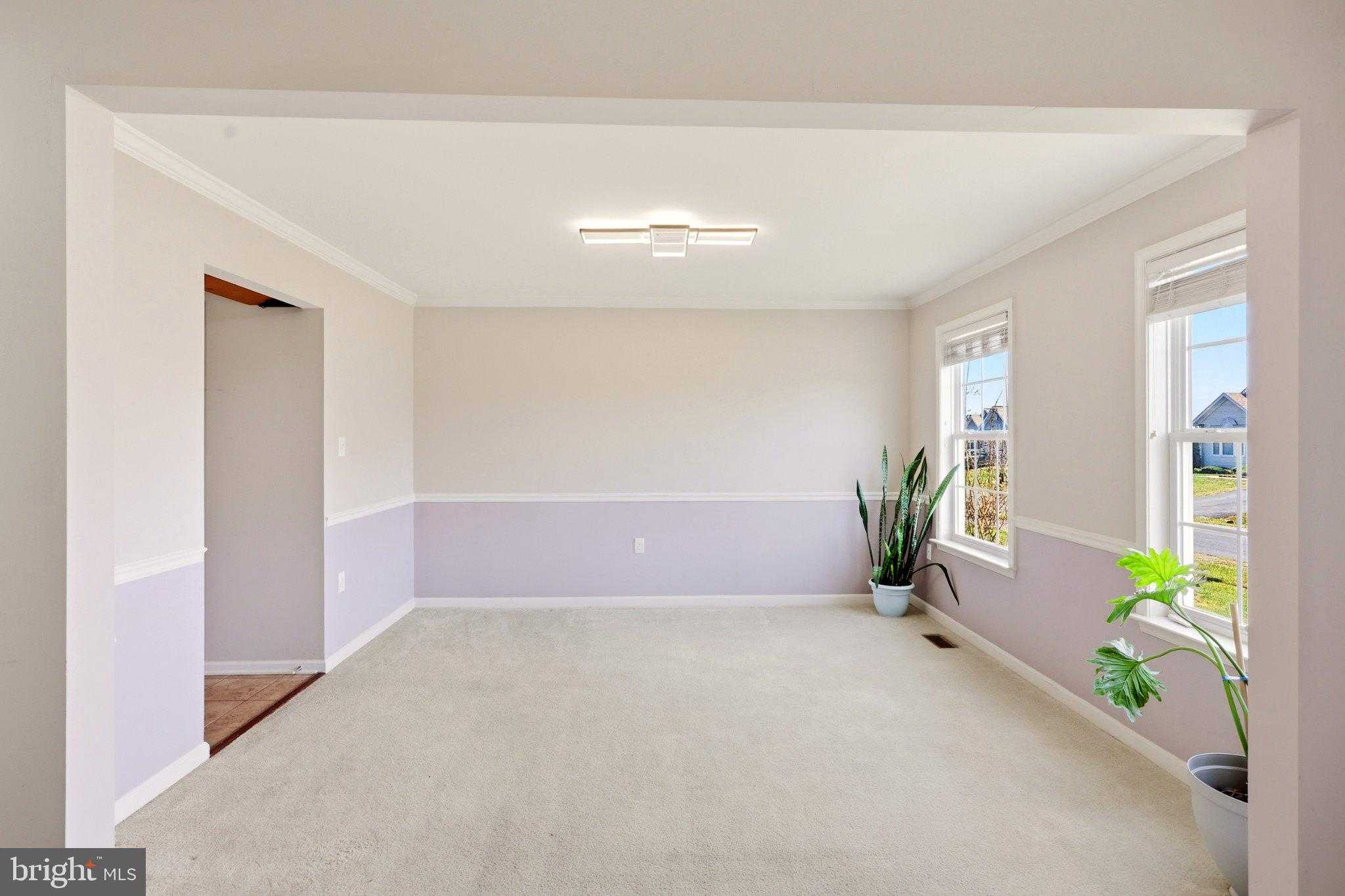 486 Calvert Cir photo 6