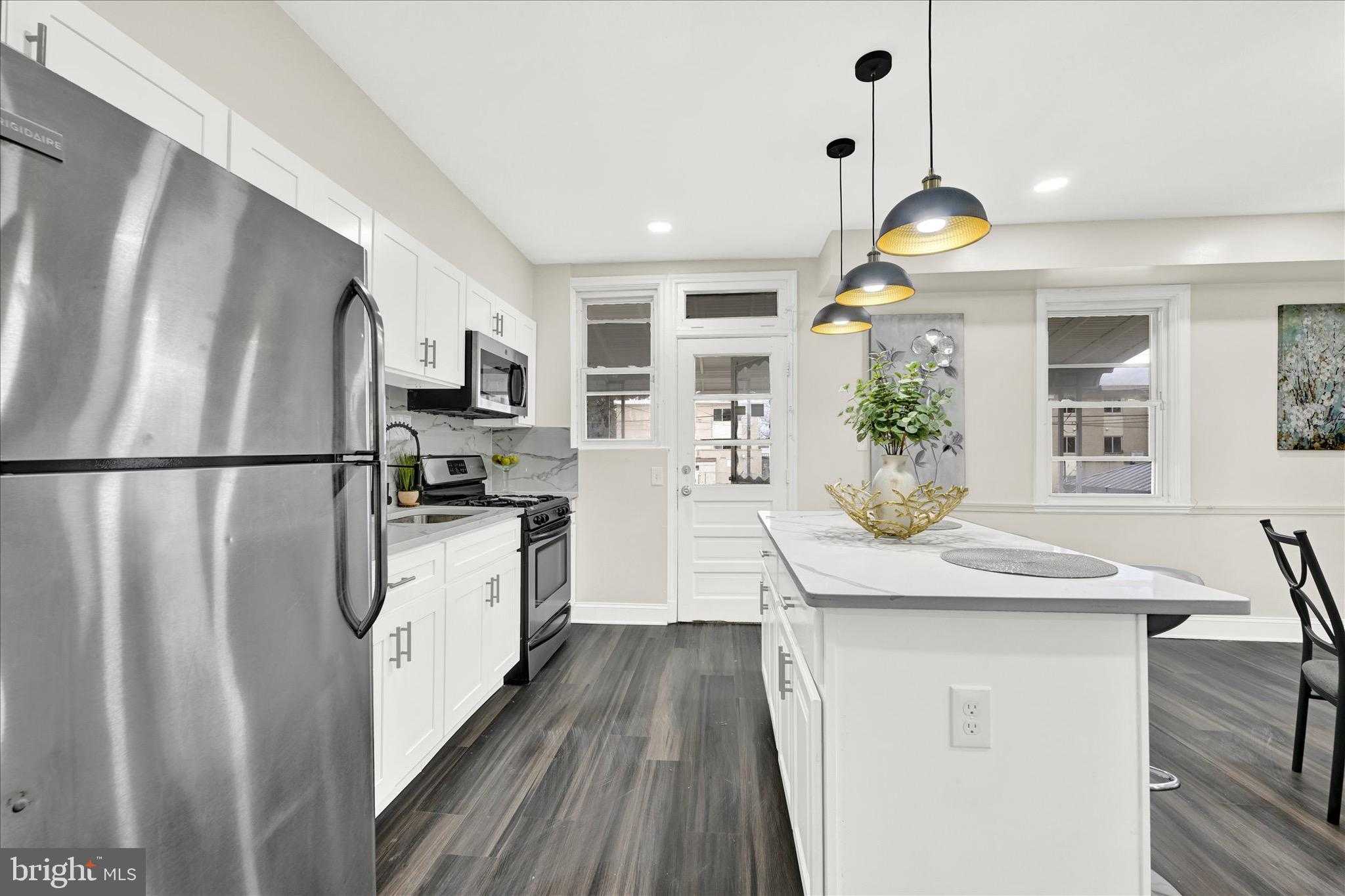 3940 Penhurst Ave photo 9