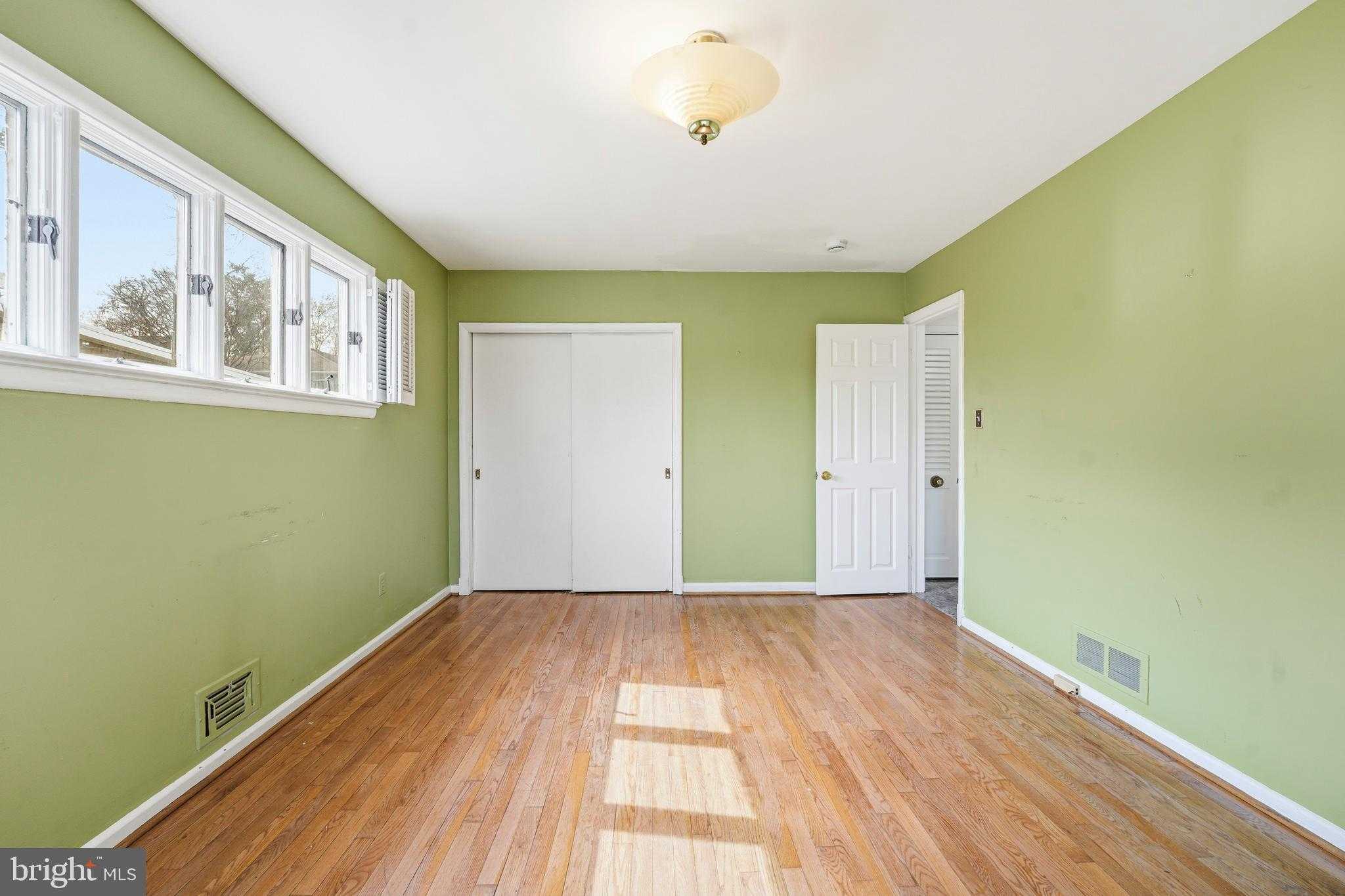 700 Greyrock Dr photo 15