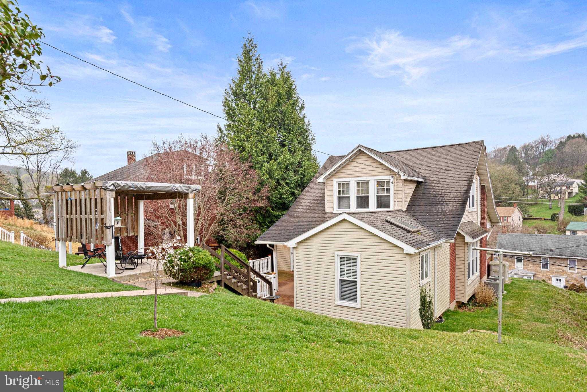 1 Terrace Hts photo 38