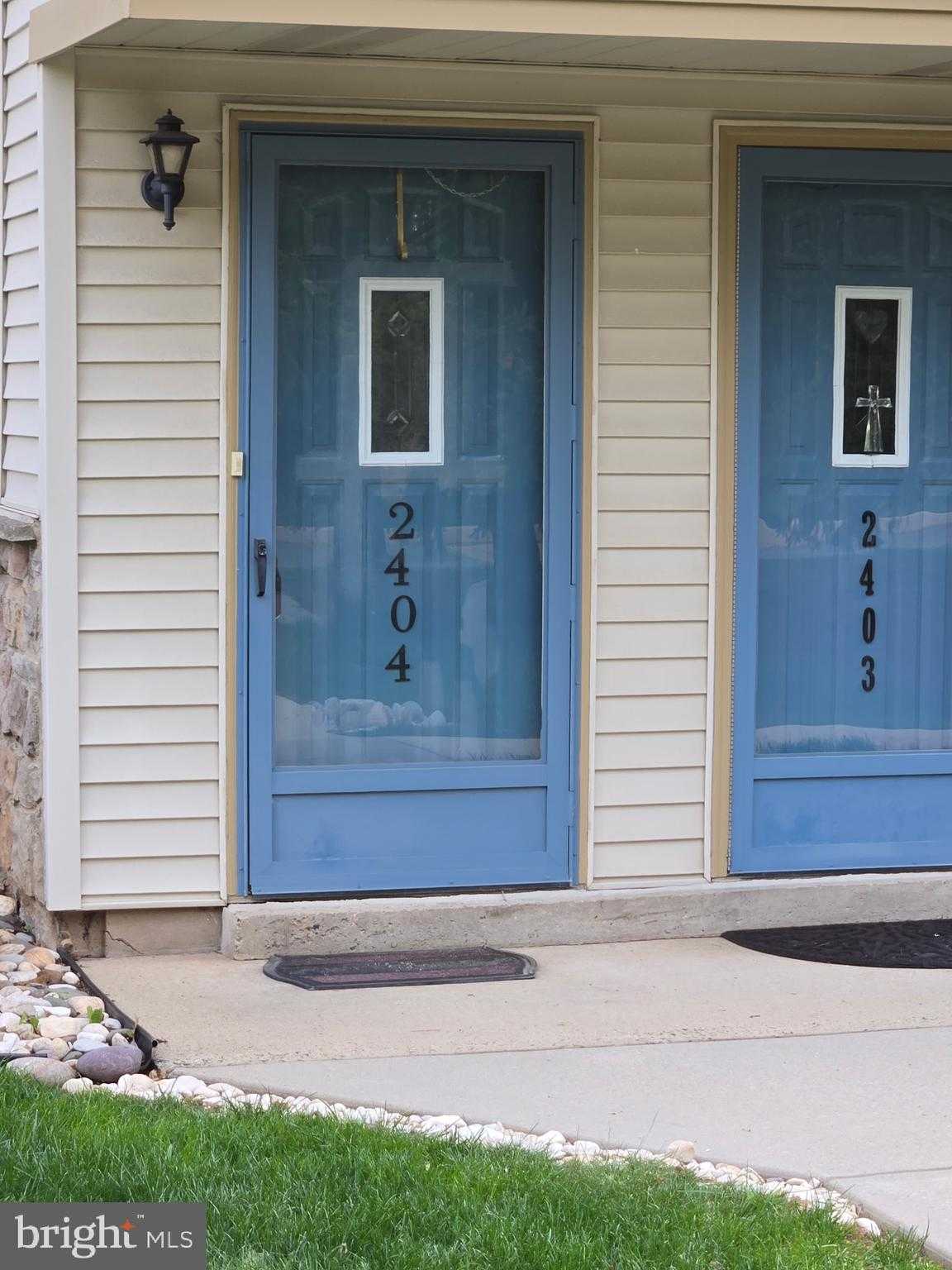 2404 Foxmeadow Cir photo 3