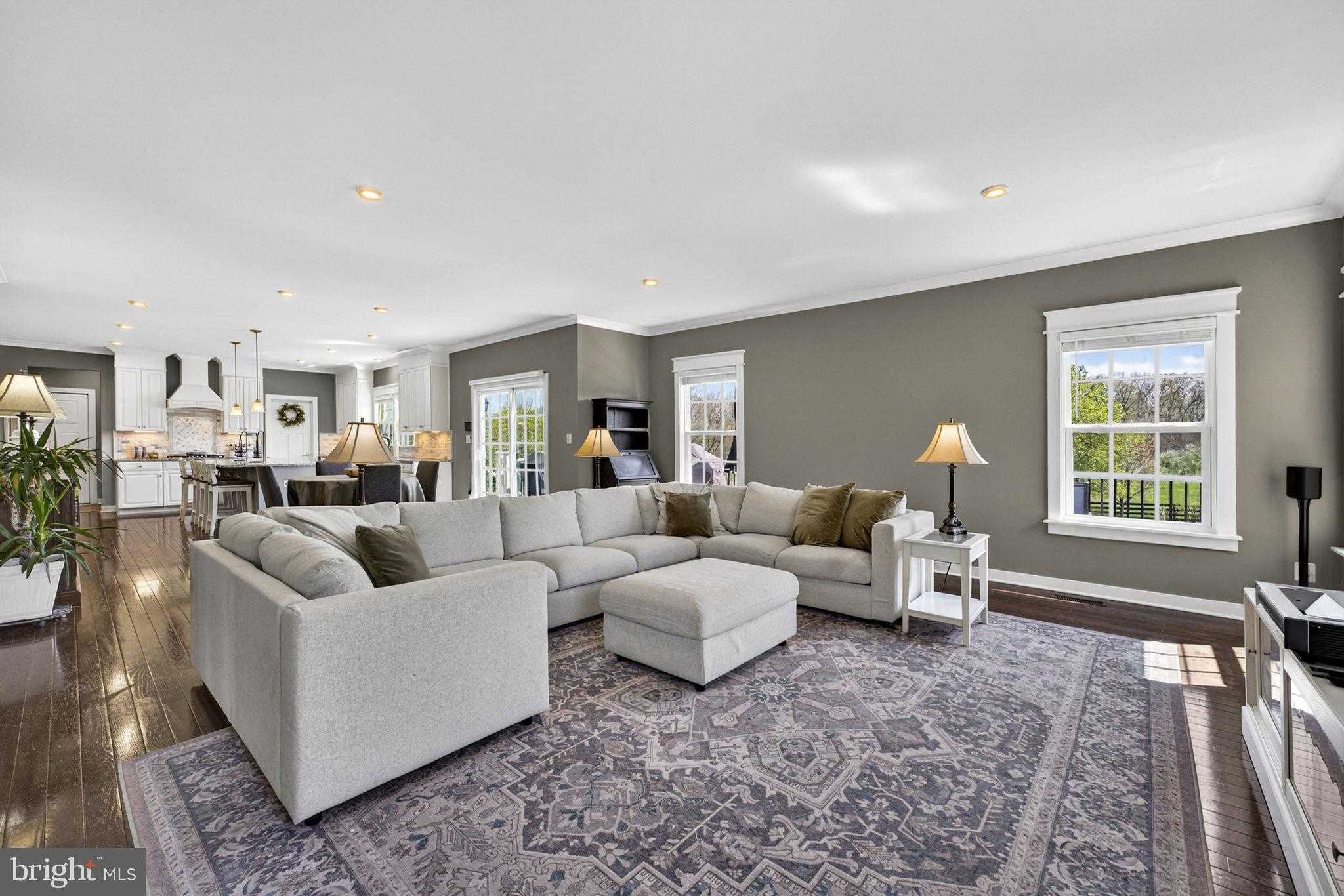 6387 Bob White Dr photo 12