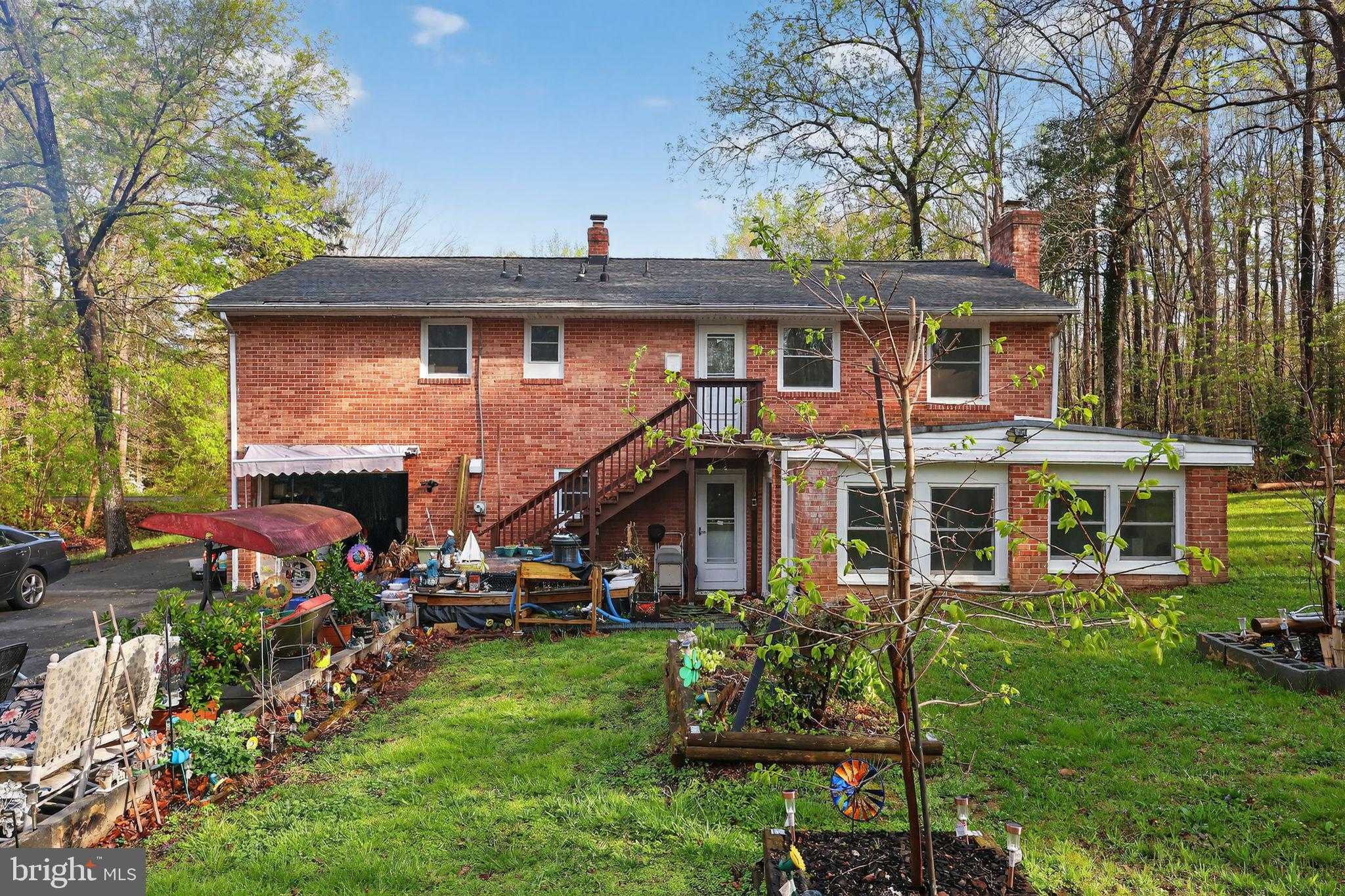 4901 Lair Dr photo 3