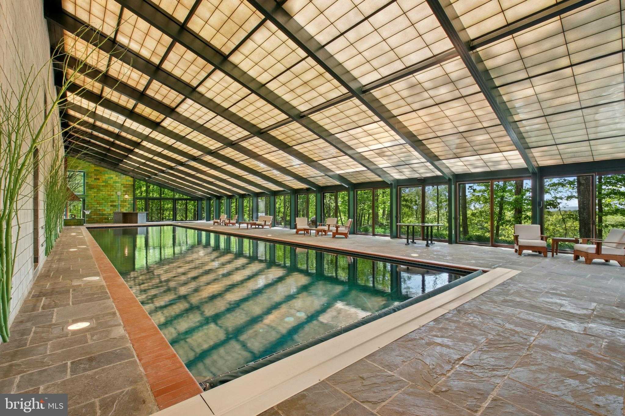 310 Hunters Farm Rd photo 3