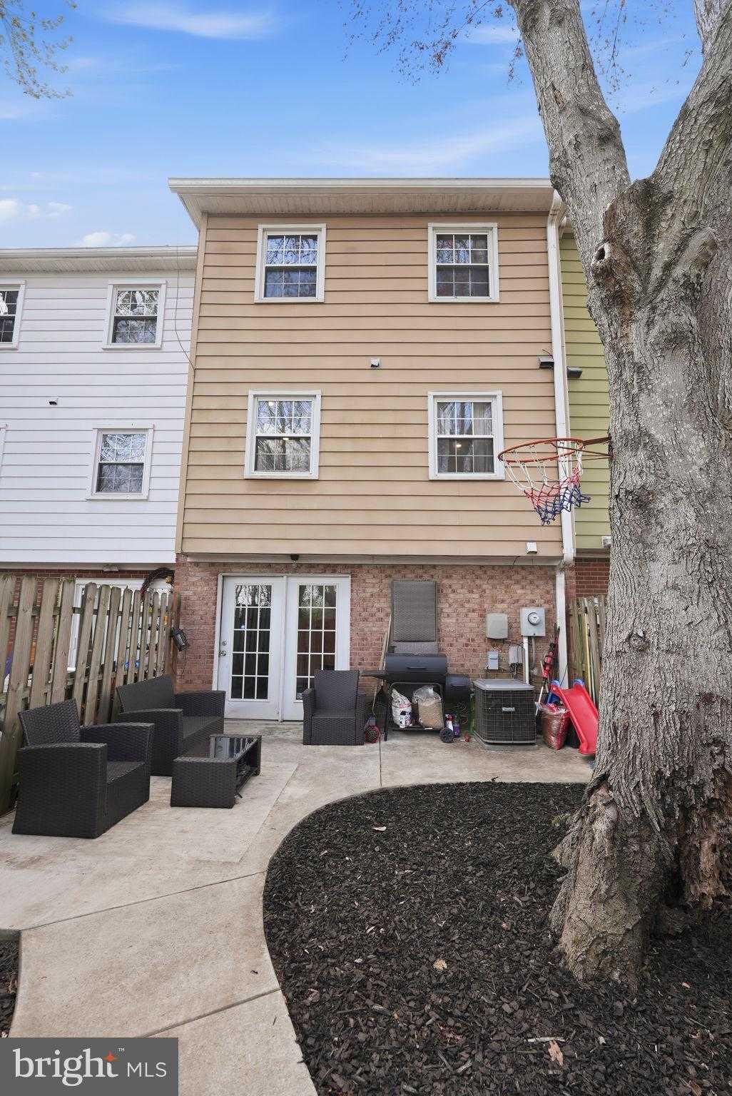 14835 Emberdale Dr photo 34