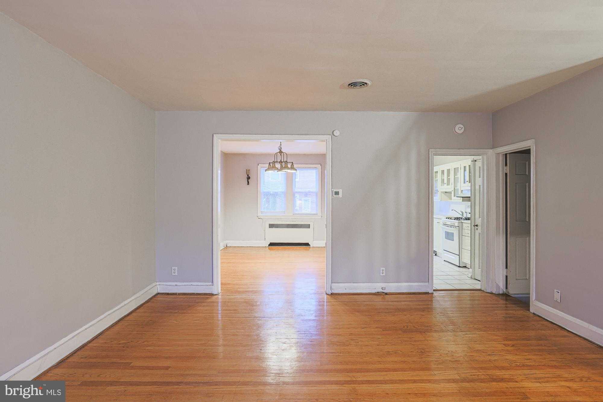 27 N Symington Ave photo 7