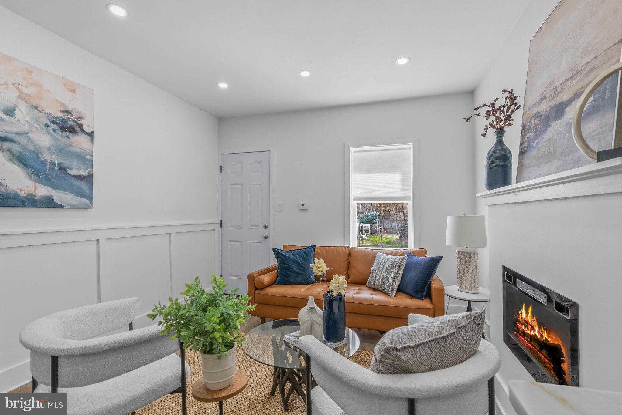 2619 Titan St photo 6