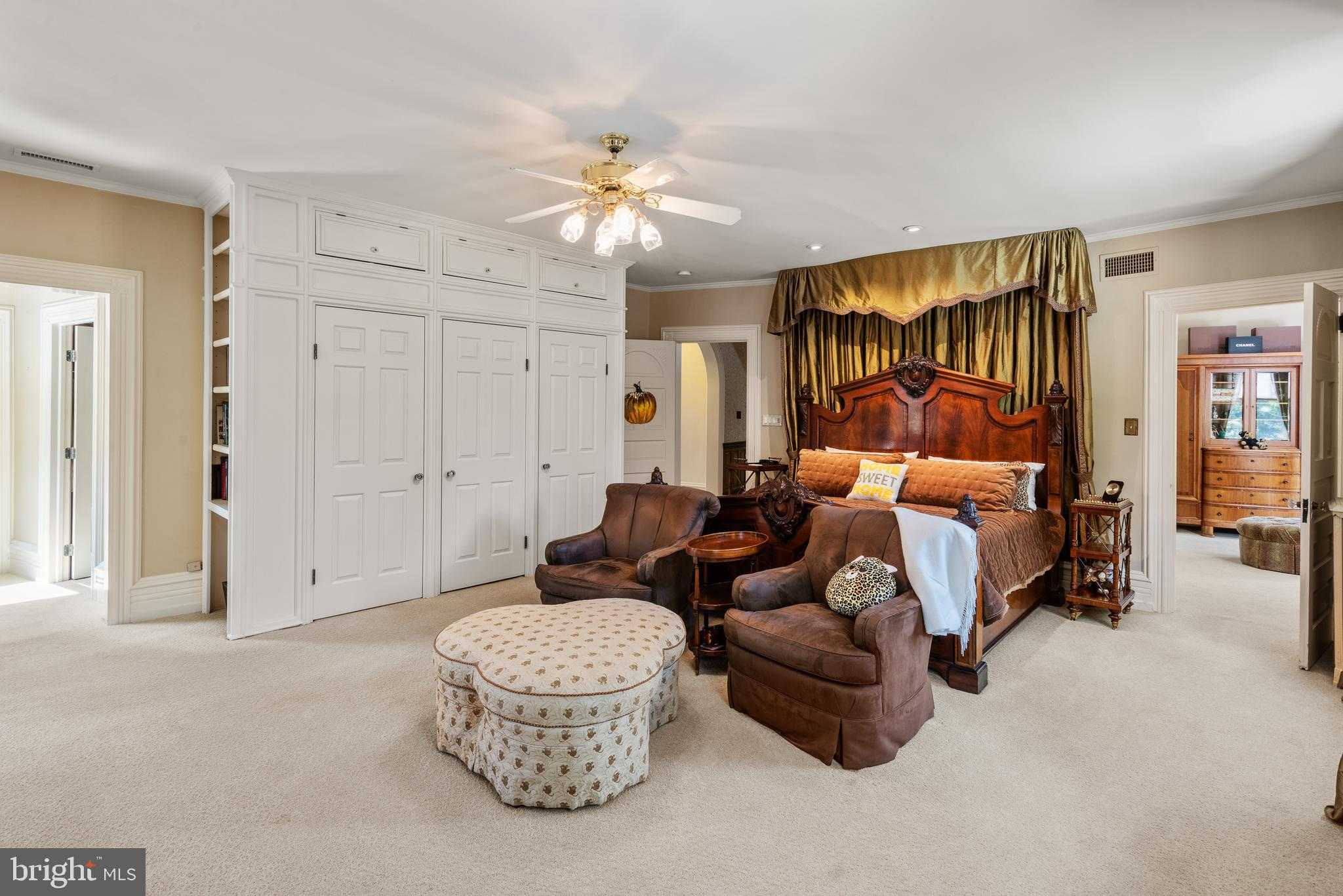 312 S Waterloo Rd photo 33