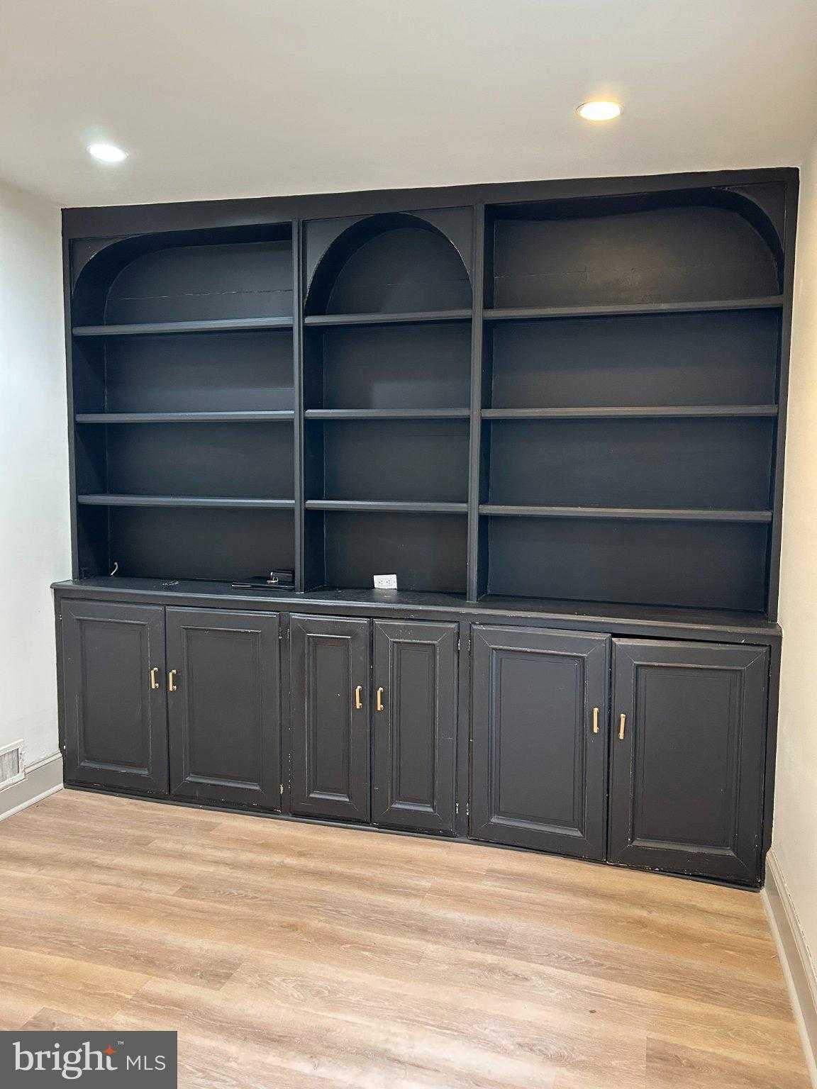 7713 Union Ave photo 18