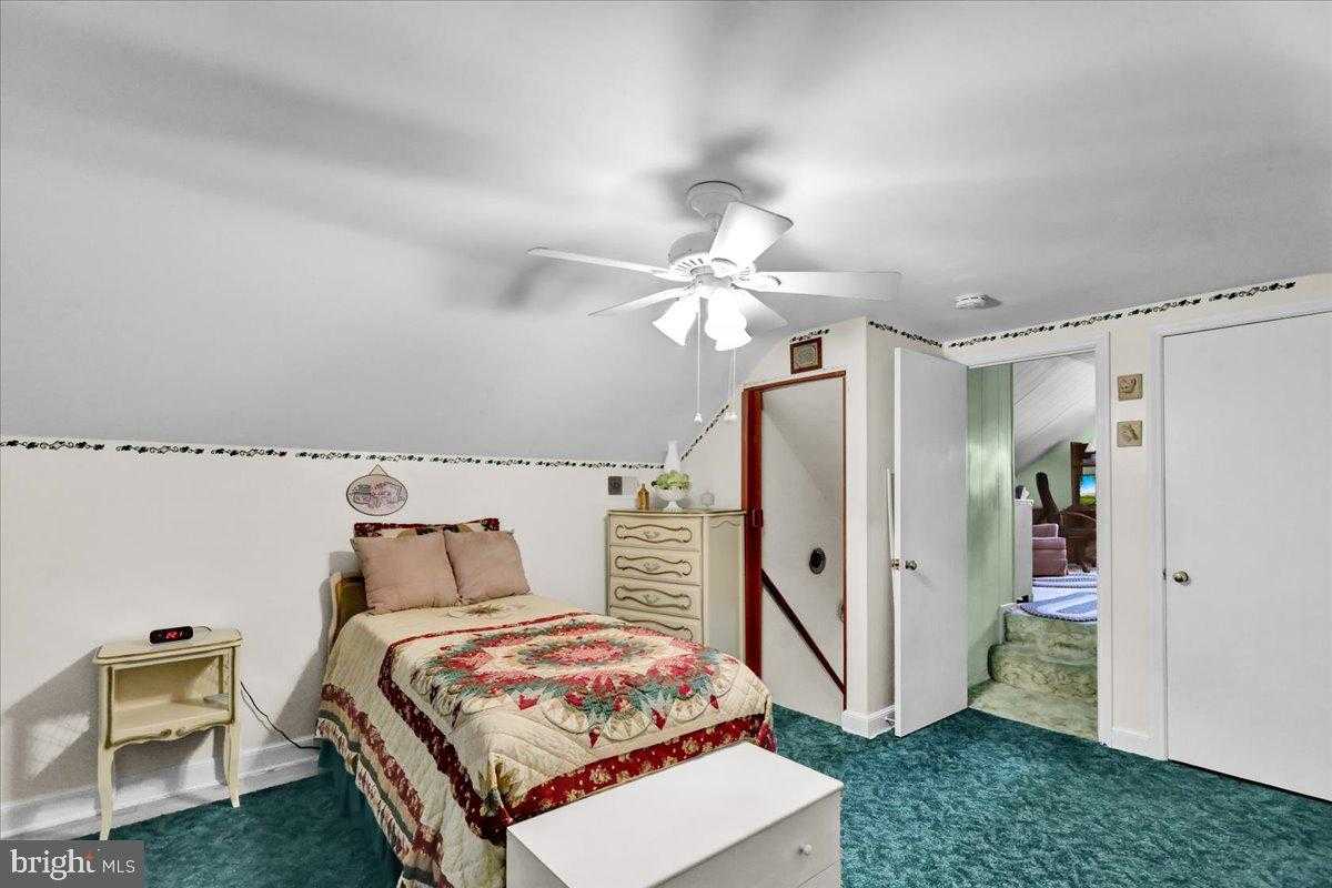 3806 Grant St photo 16