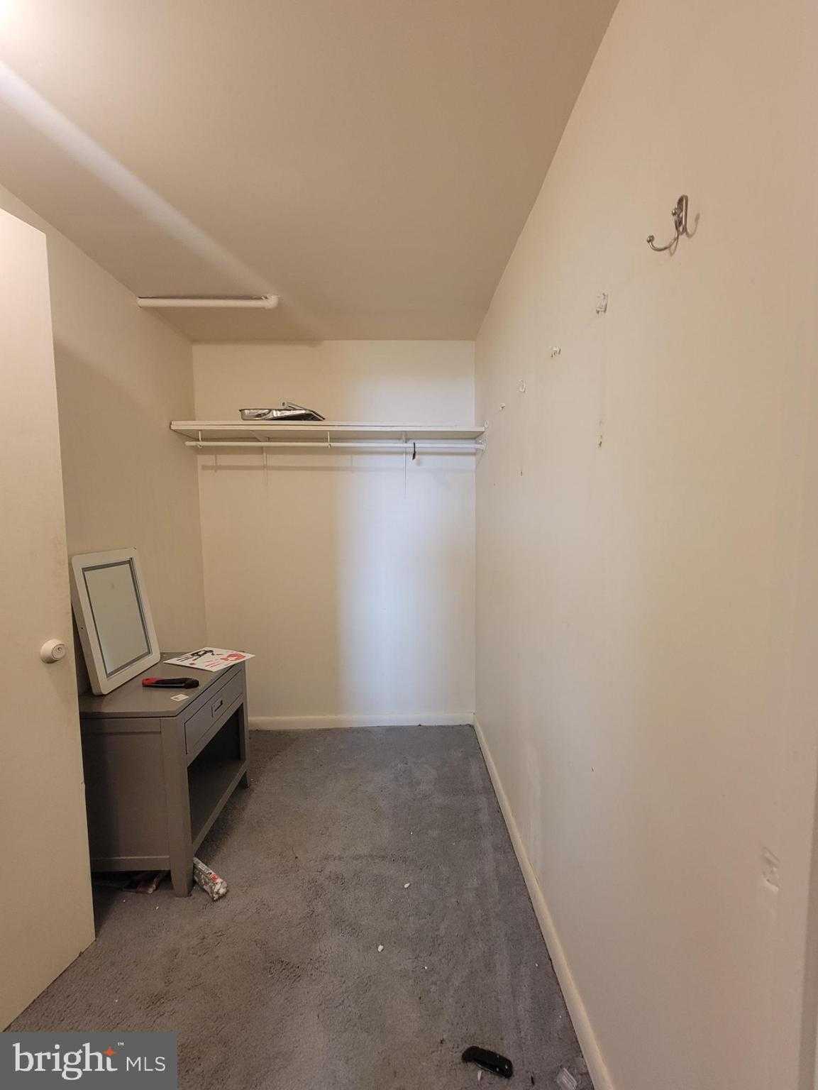 9432 Abingdon CT photo 17