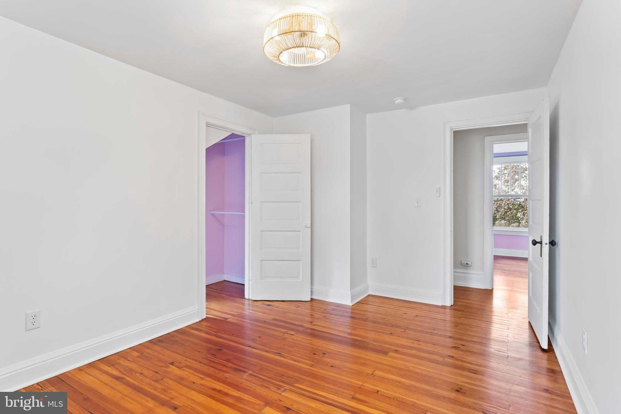 1710 Walnut St photo 34