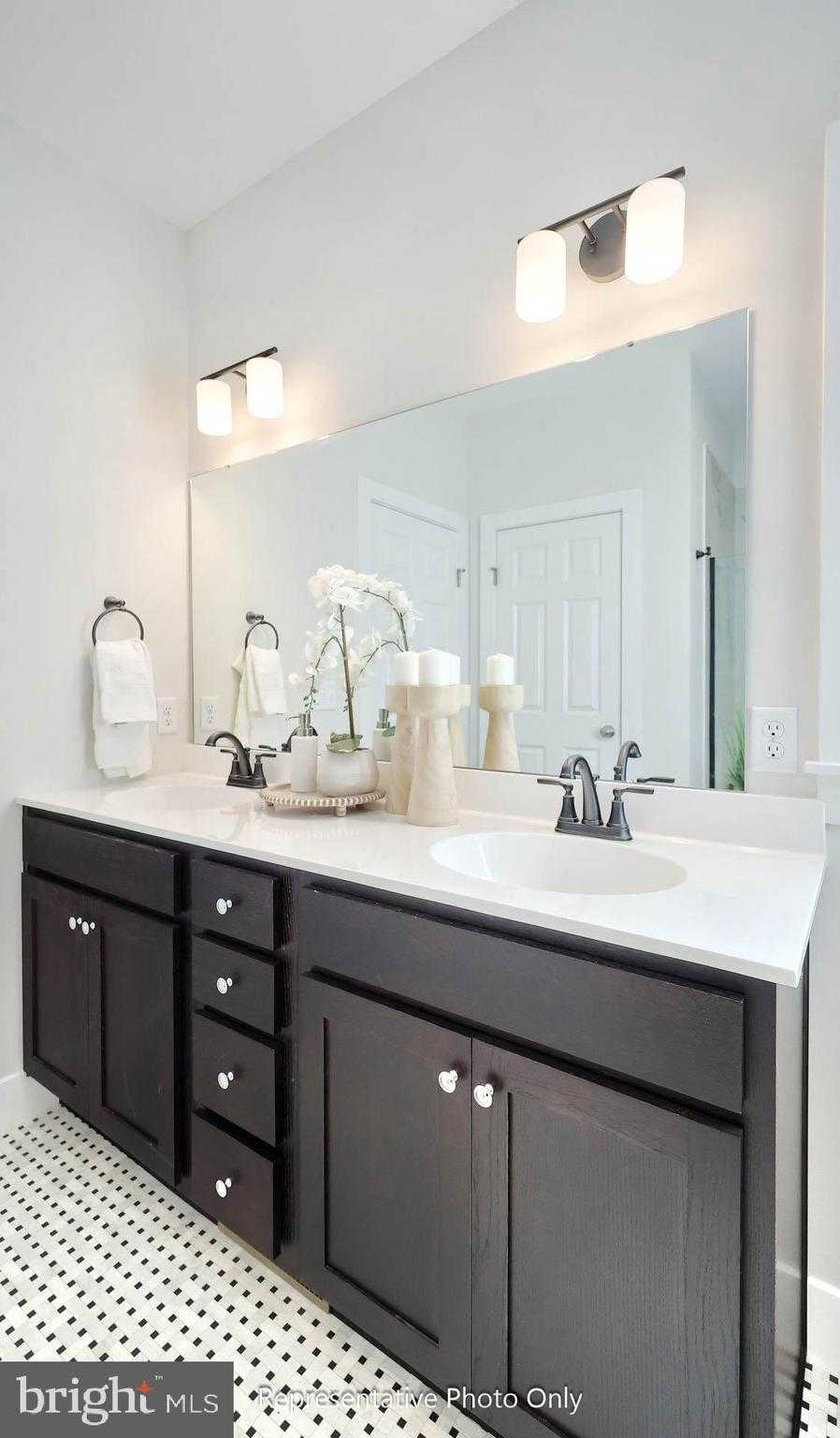 105 Craftsman Dr photo 27