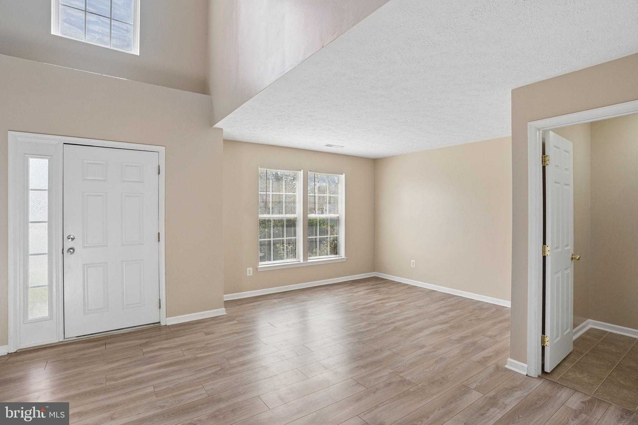 1109 Honeysuckle Dr photo 14