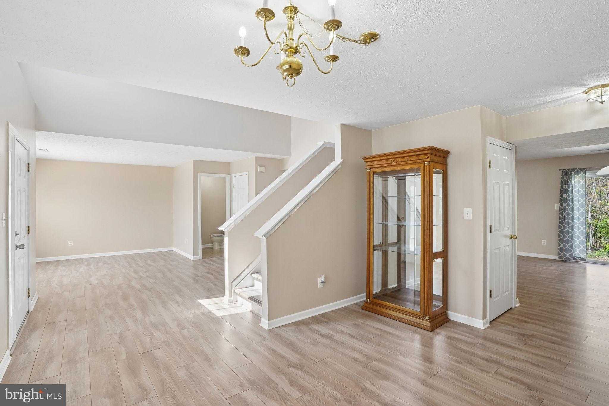 1109 Honeysuckle Dr photo 18