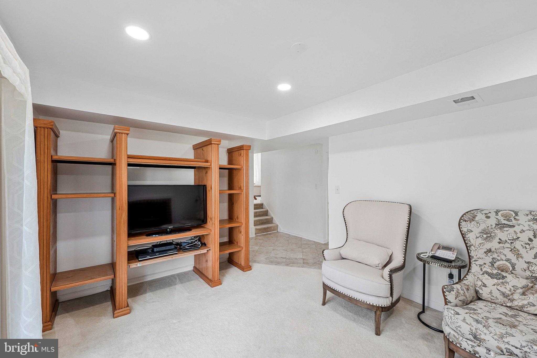 5148 Pumphrey Dr photo 25