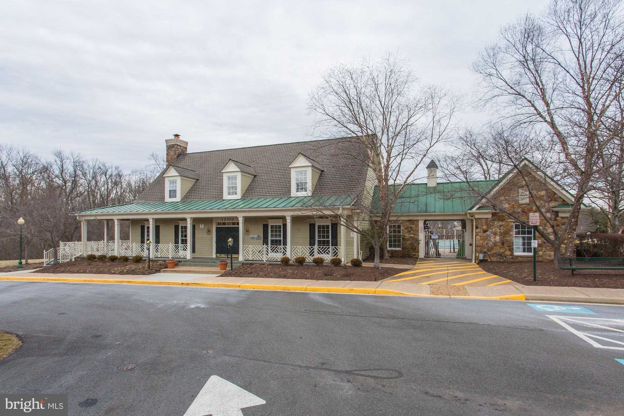 10032 Naughton CT photo 7