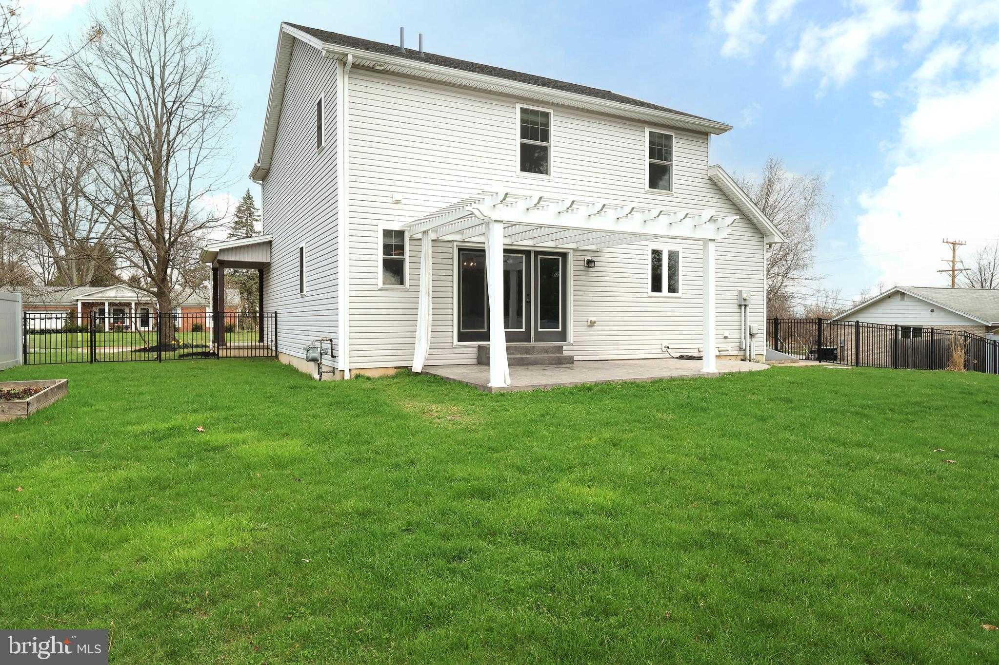 516 Nimitz Ave photo 56