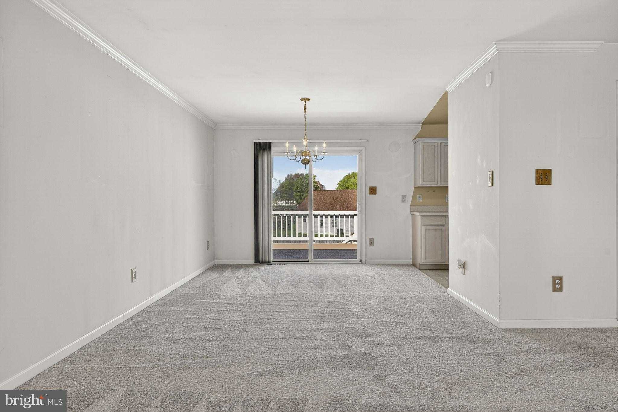 12166 Amanda CT photo 7