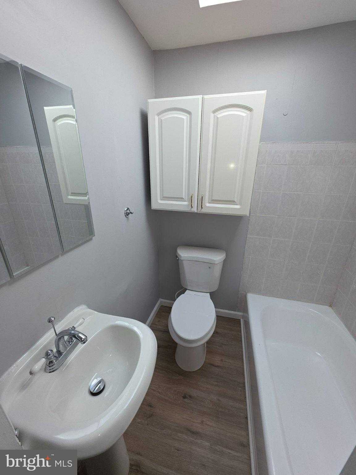 4404 Mountview Rd photo 6