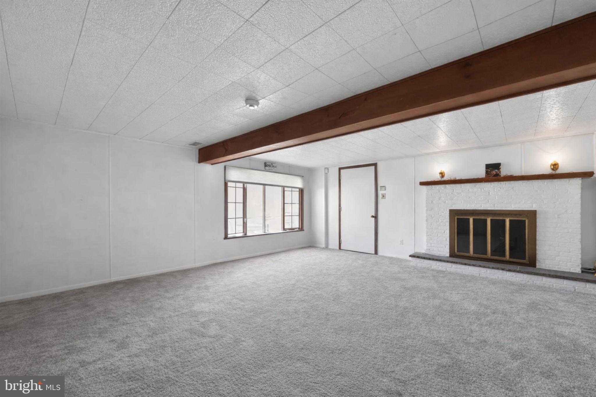 345 Summit Rd photo 23