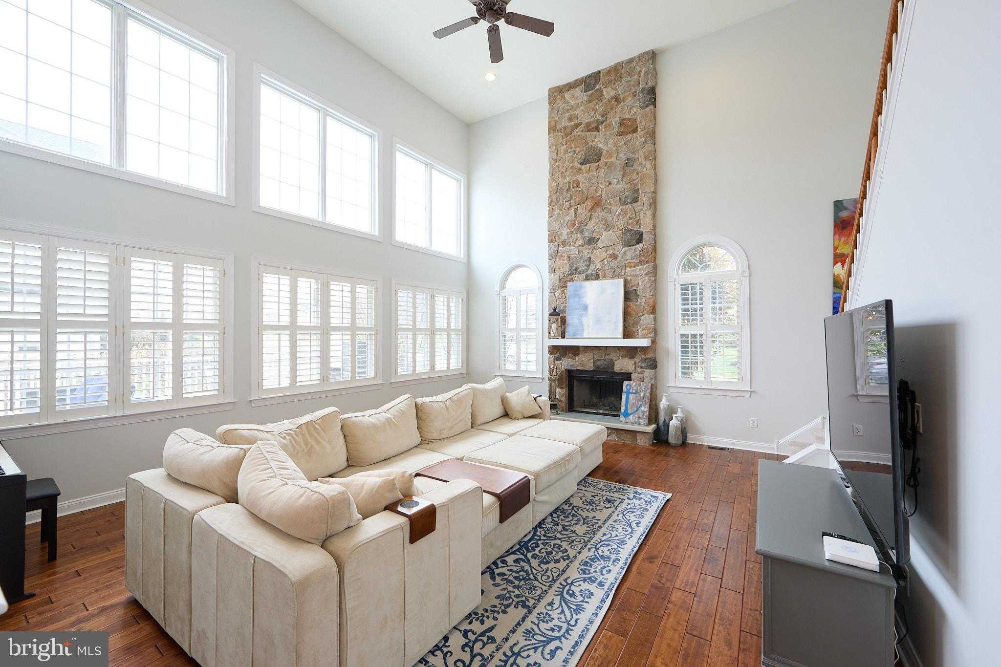 501 Benson Ln photo 16